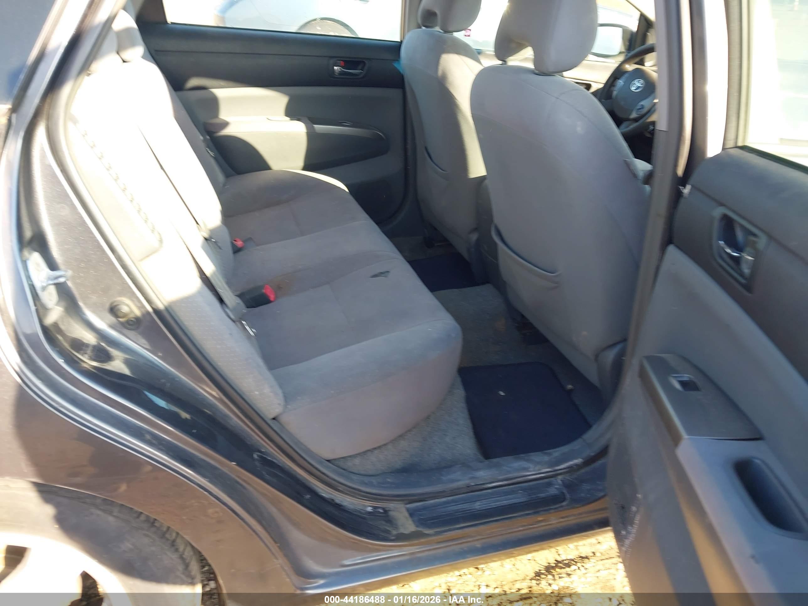 TOYOTA PRIUS image 8
