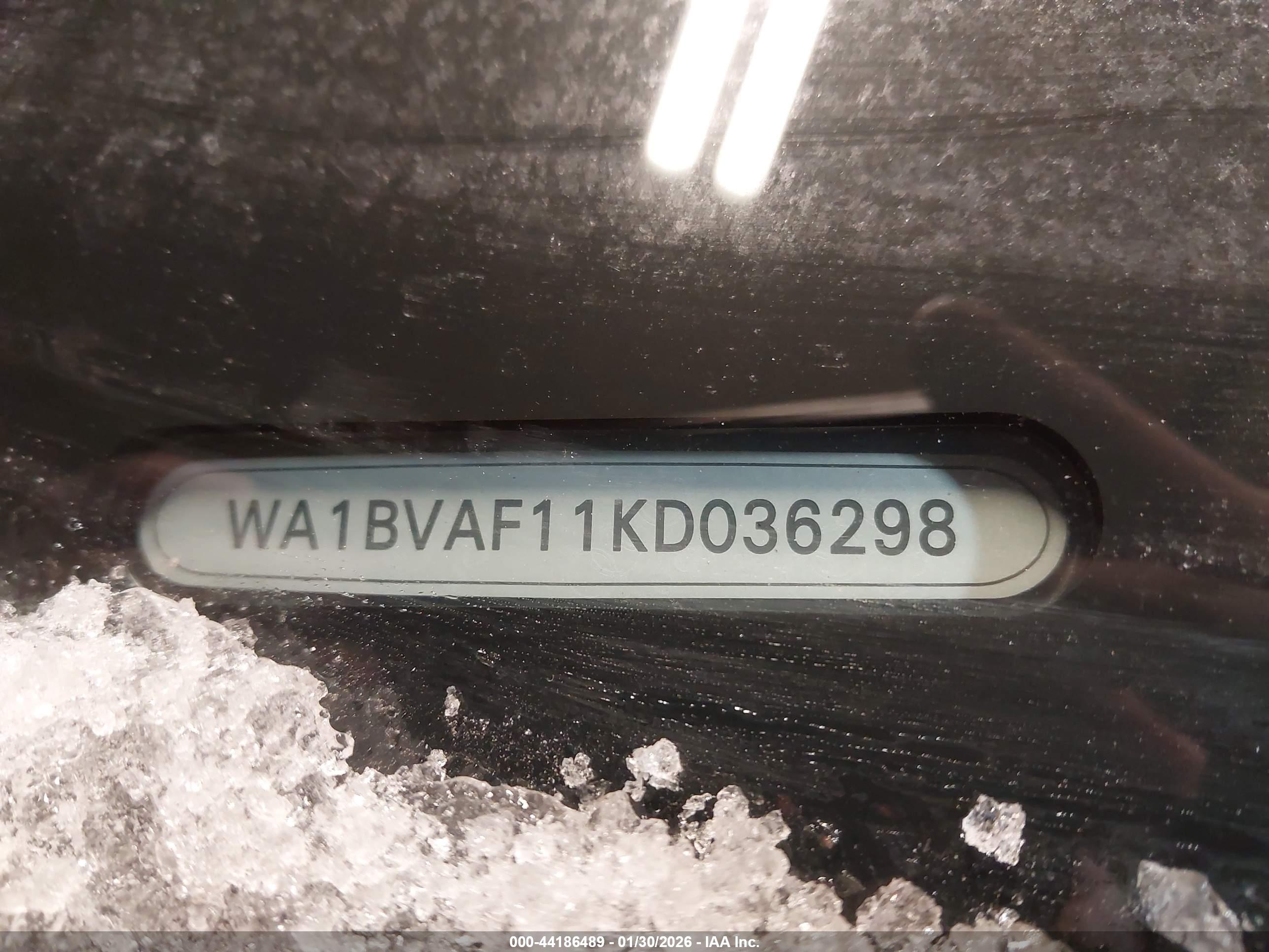AUDI Q8 image 9