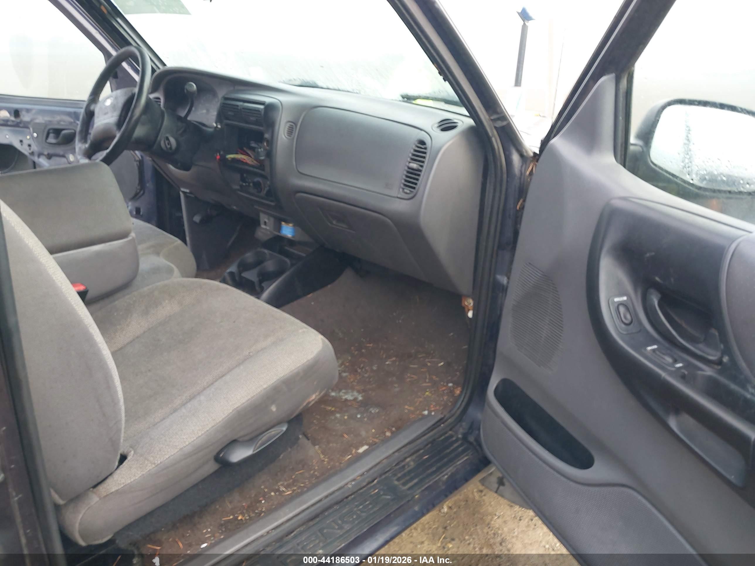FORD RANGER image 5