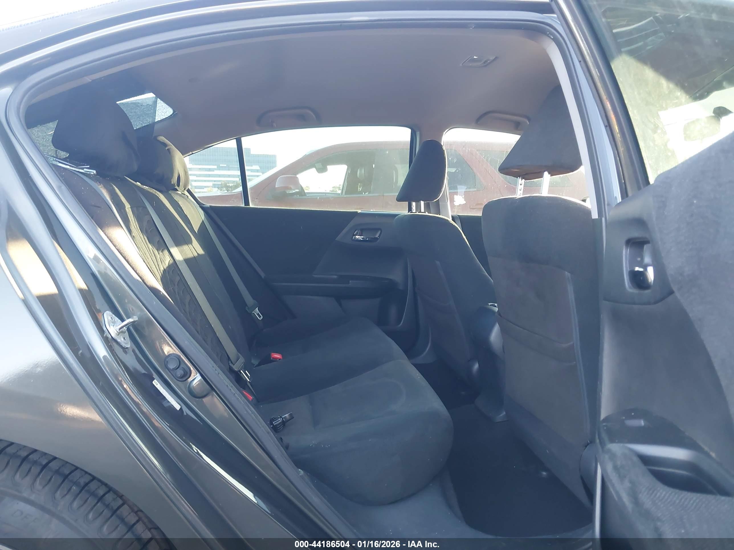 HONDA ACCORD image 8
