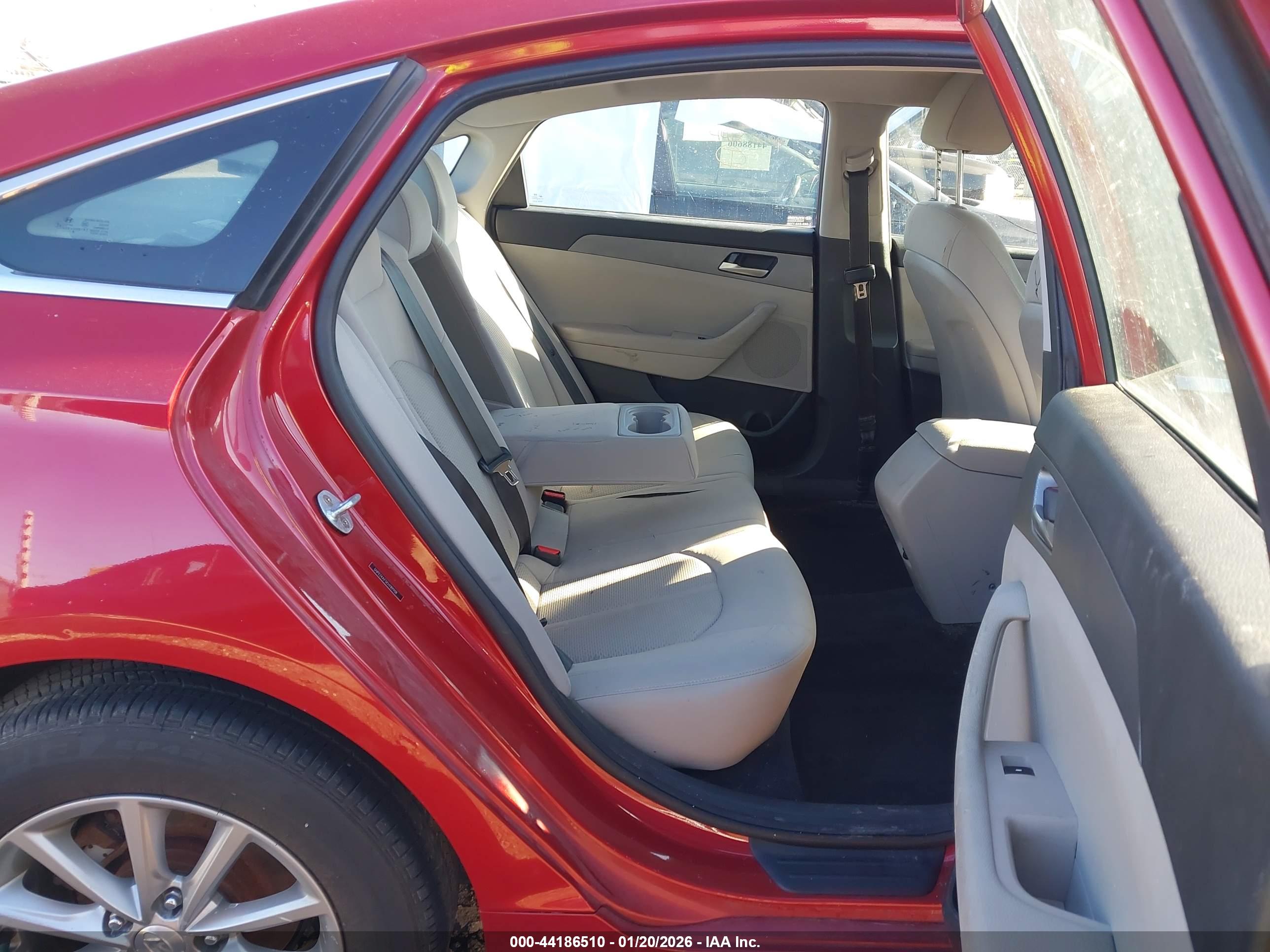 HYUNDAI SONATA image 8