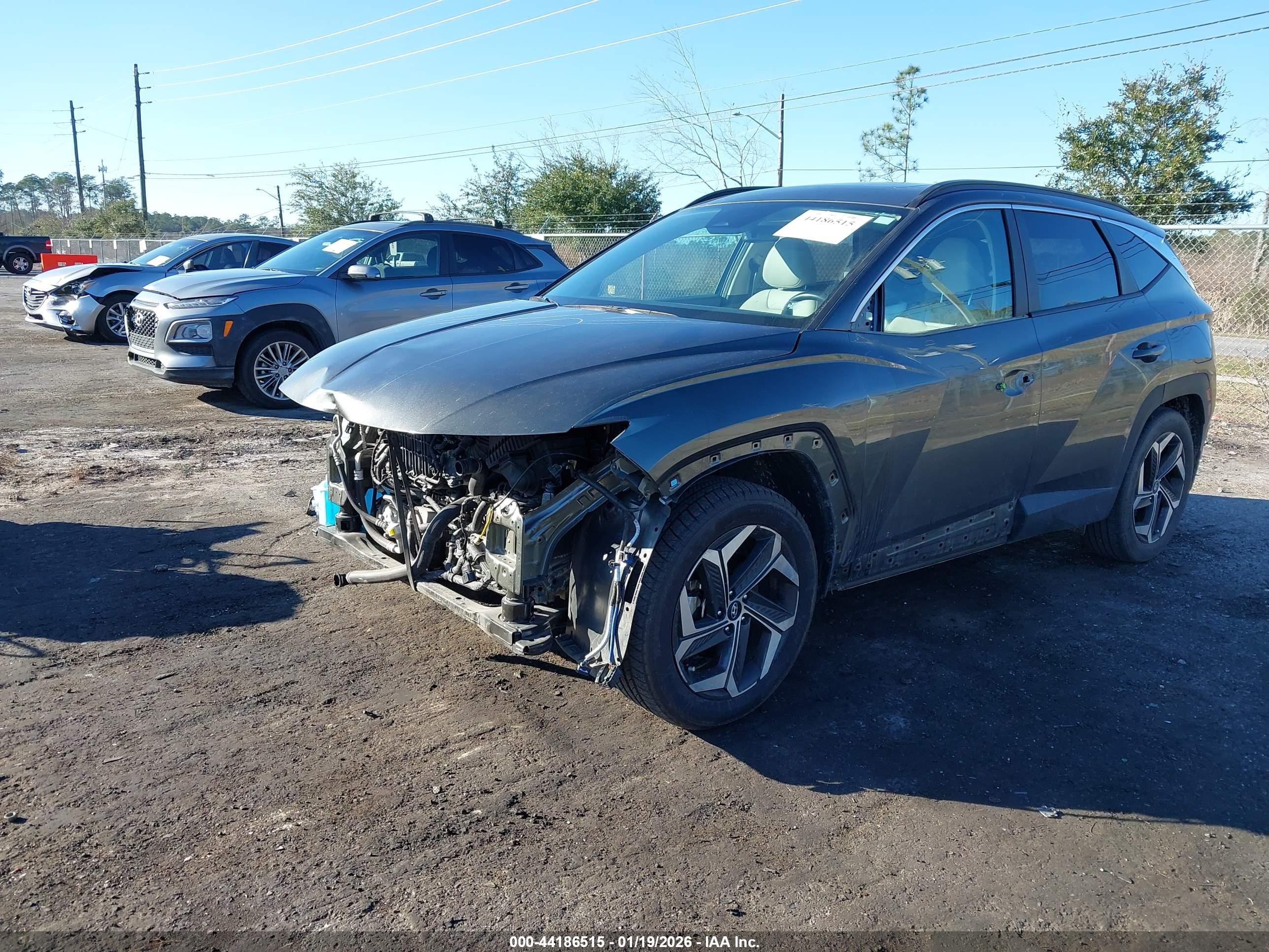 HYUNDAI TUCSON image 2