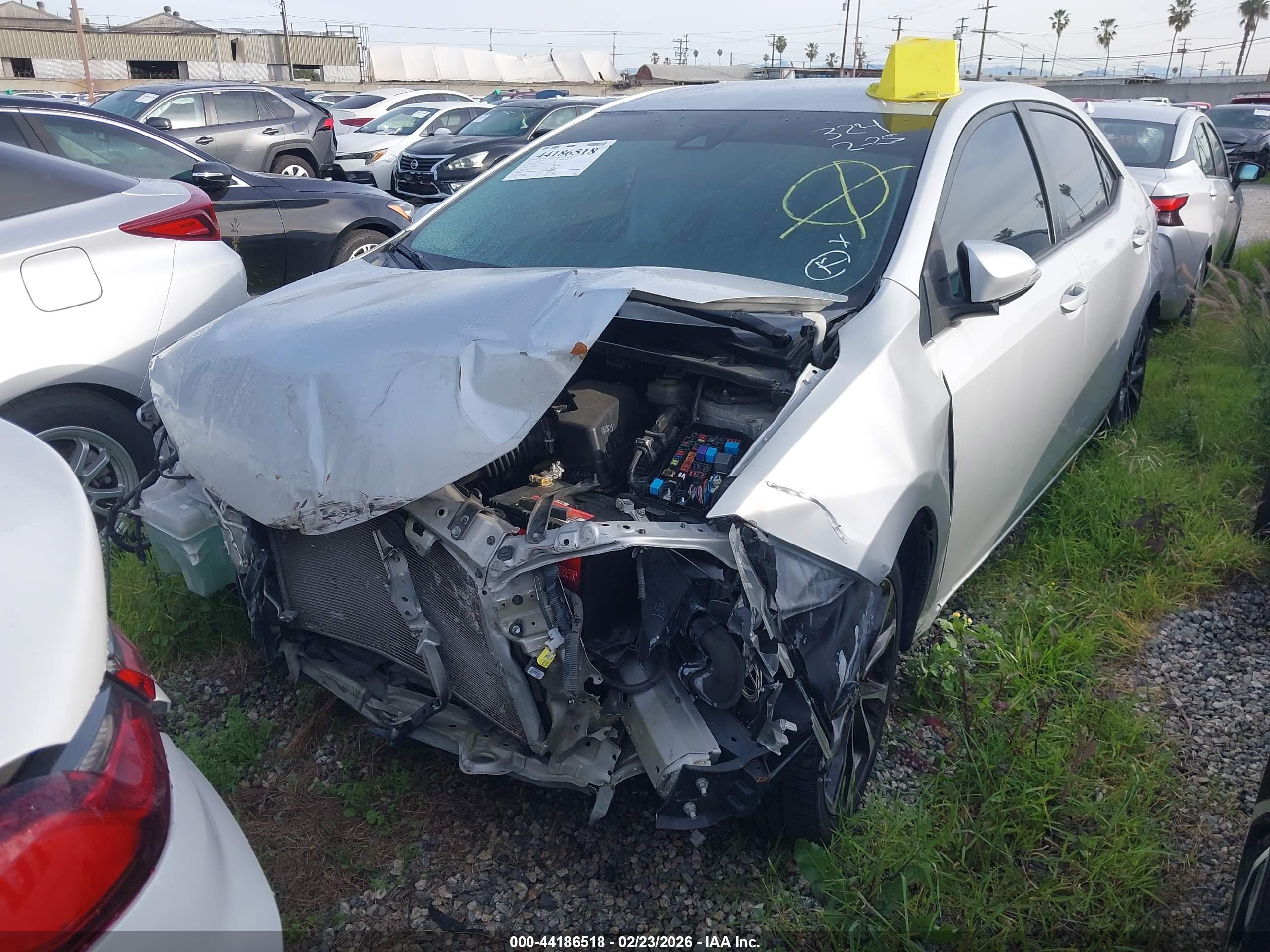 TOYOTA COROLLA image 2