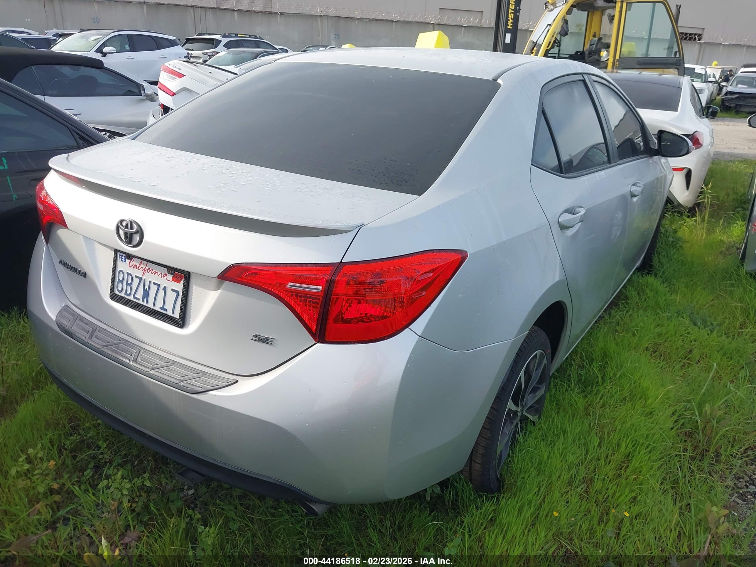 TOYOTA COROLLA image 4