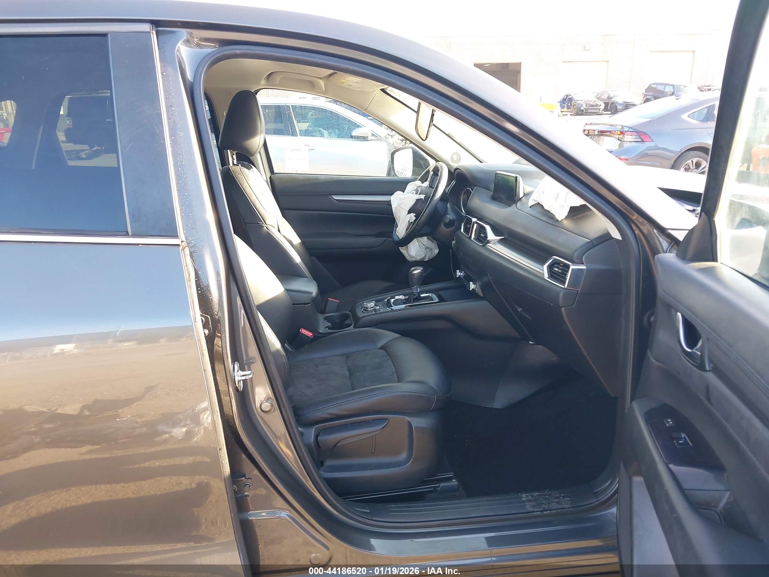 MAZDA CX-5 image 5
