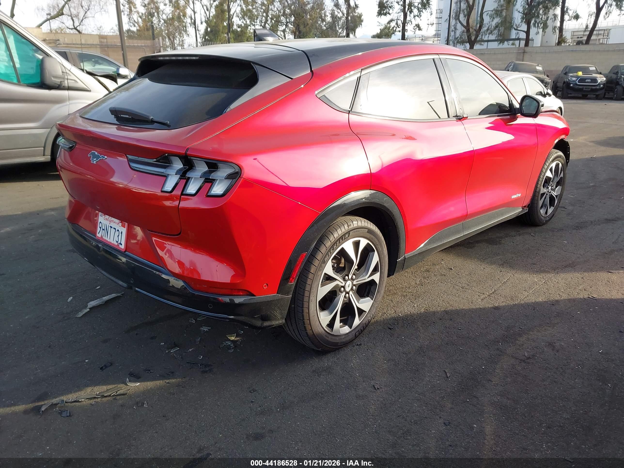 FORD MUSTANG image 4
