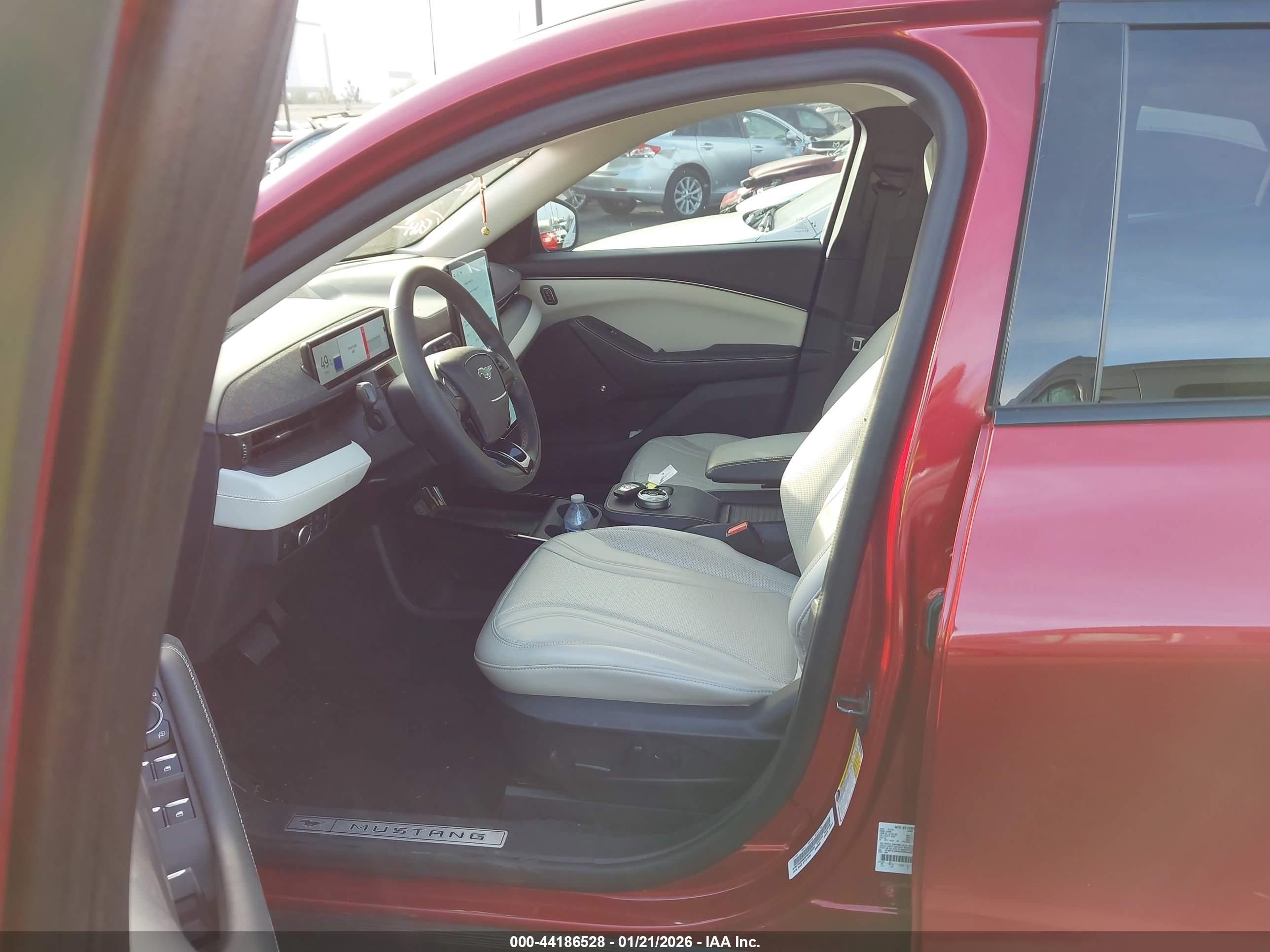 FORD MUSTANG image 5