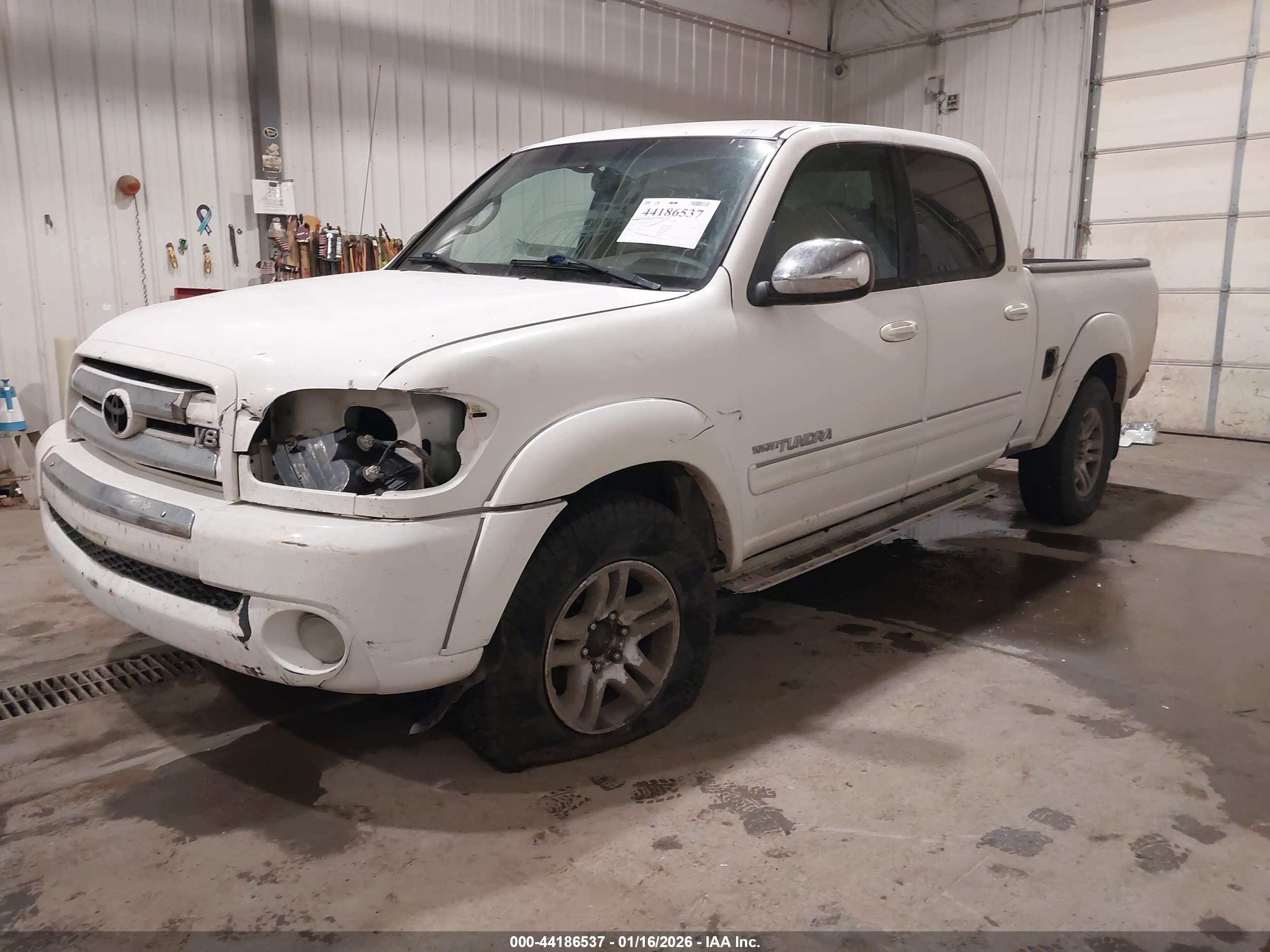 TOYOTA TUNDRA image 2