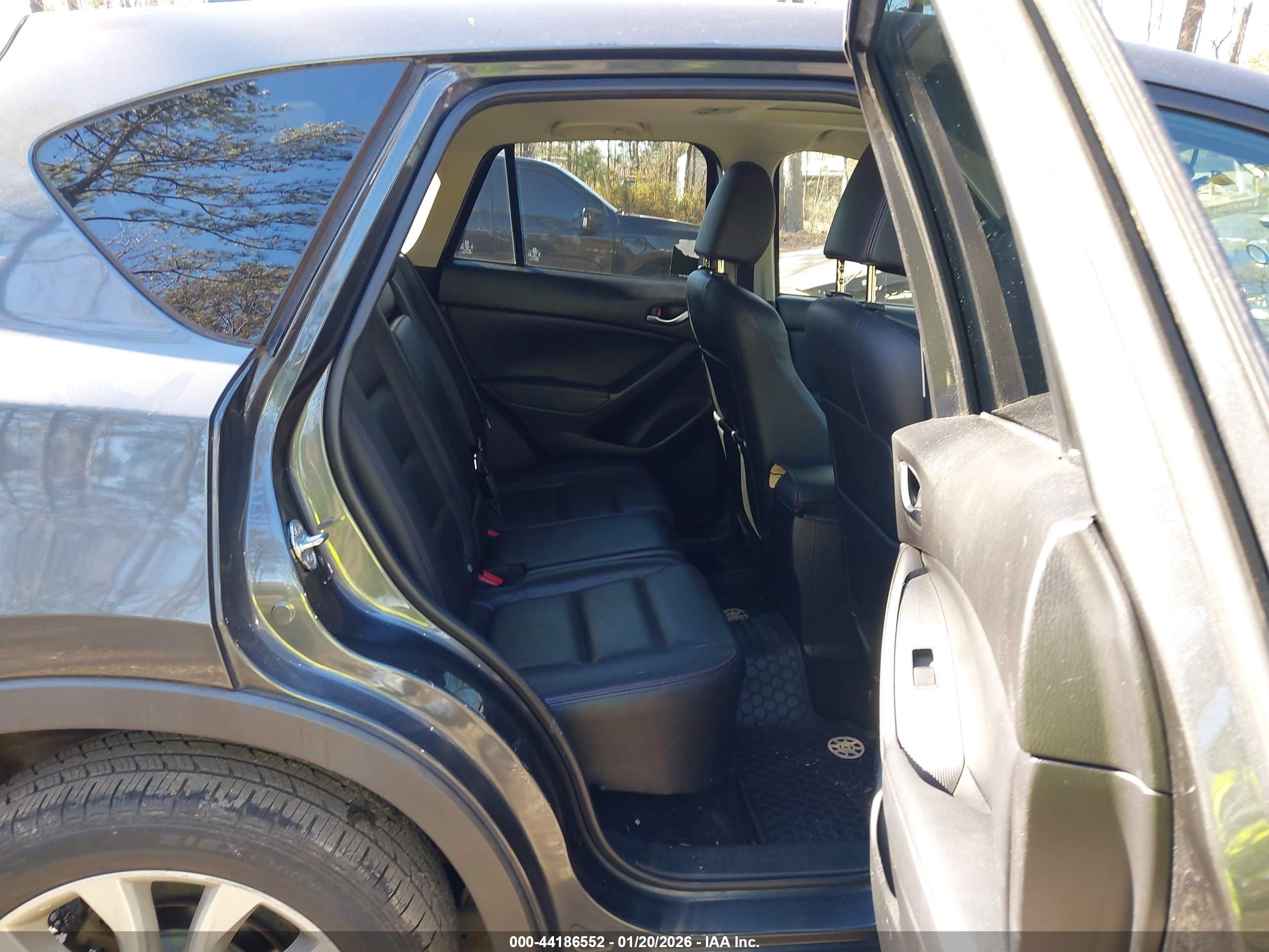 MAZDA CX-5 image 8