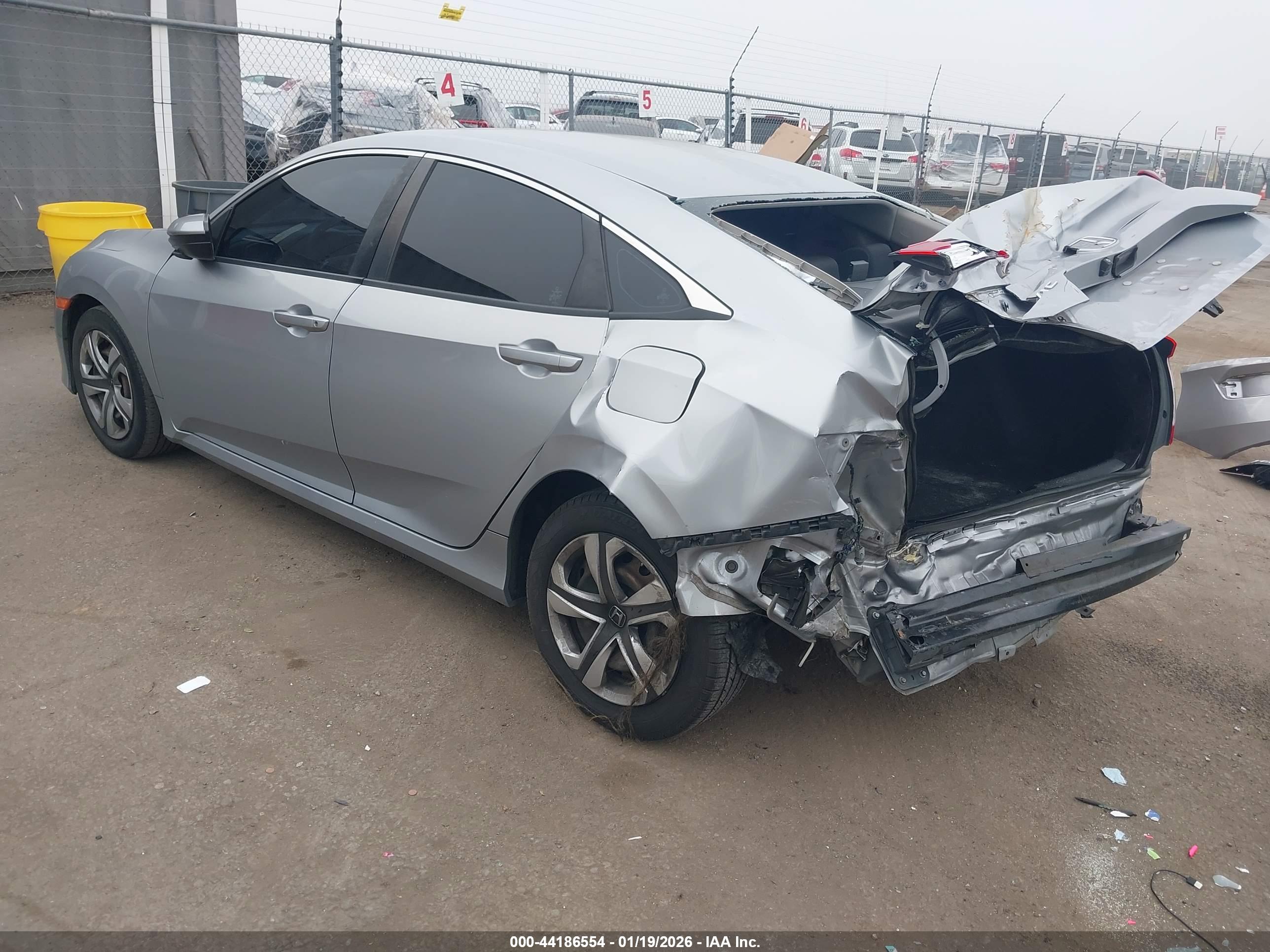 HONDA CIVIC image 3