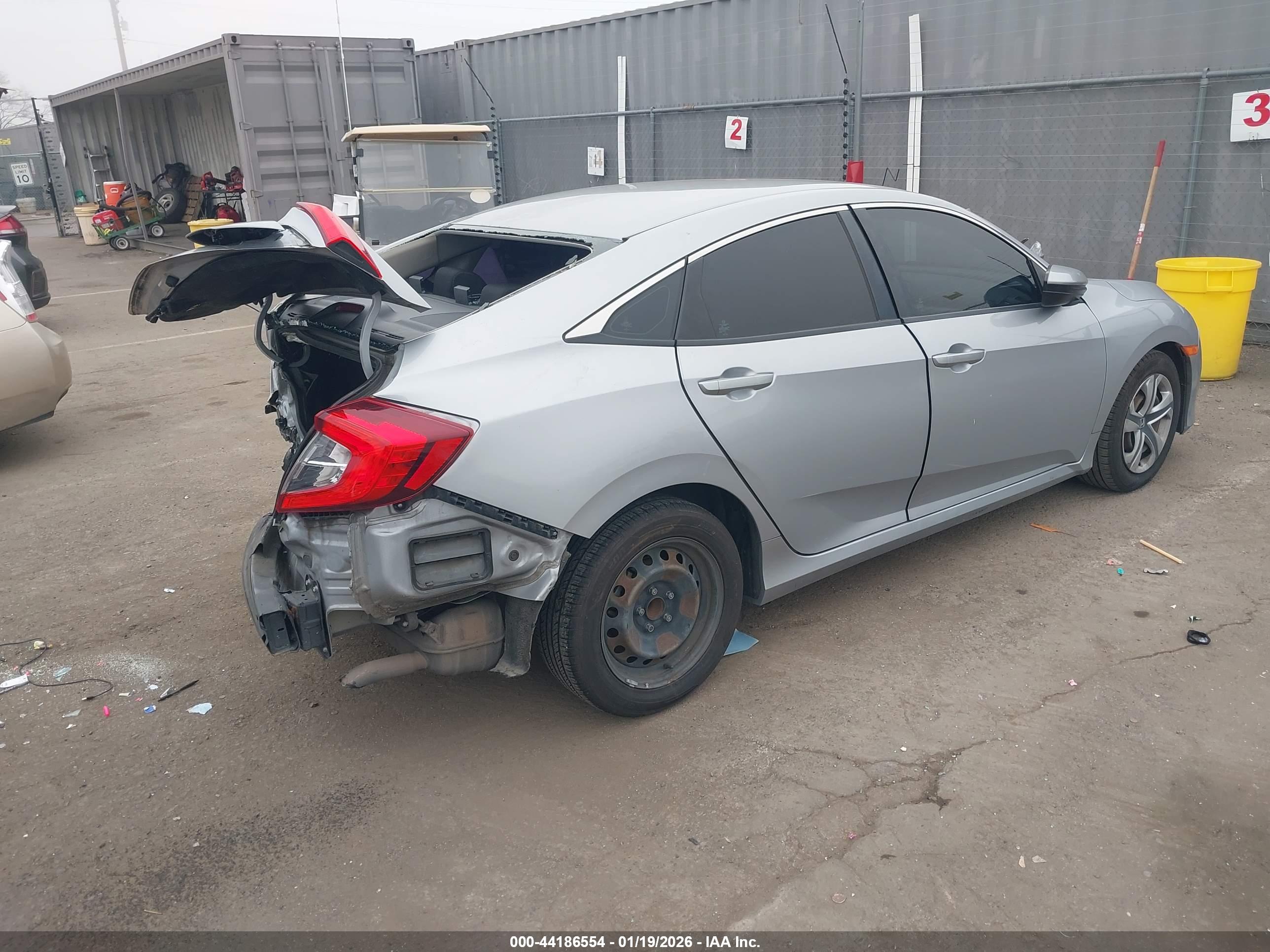 HONDA CIVIC image 4