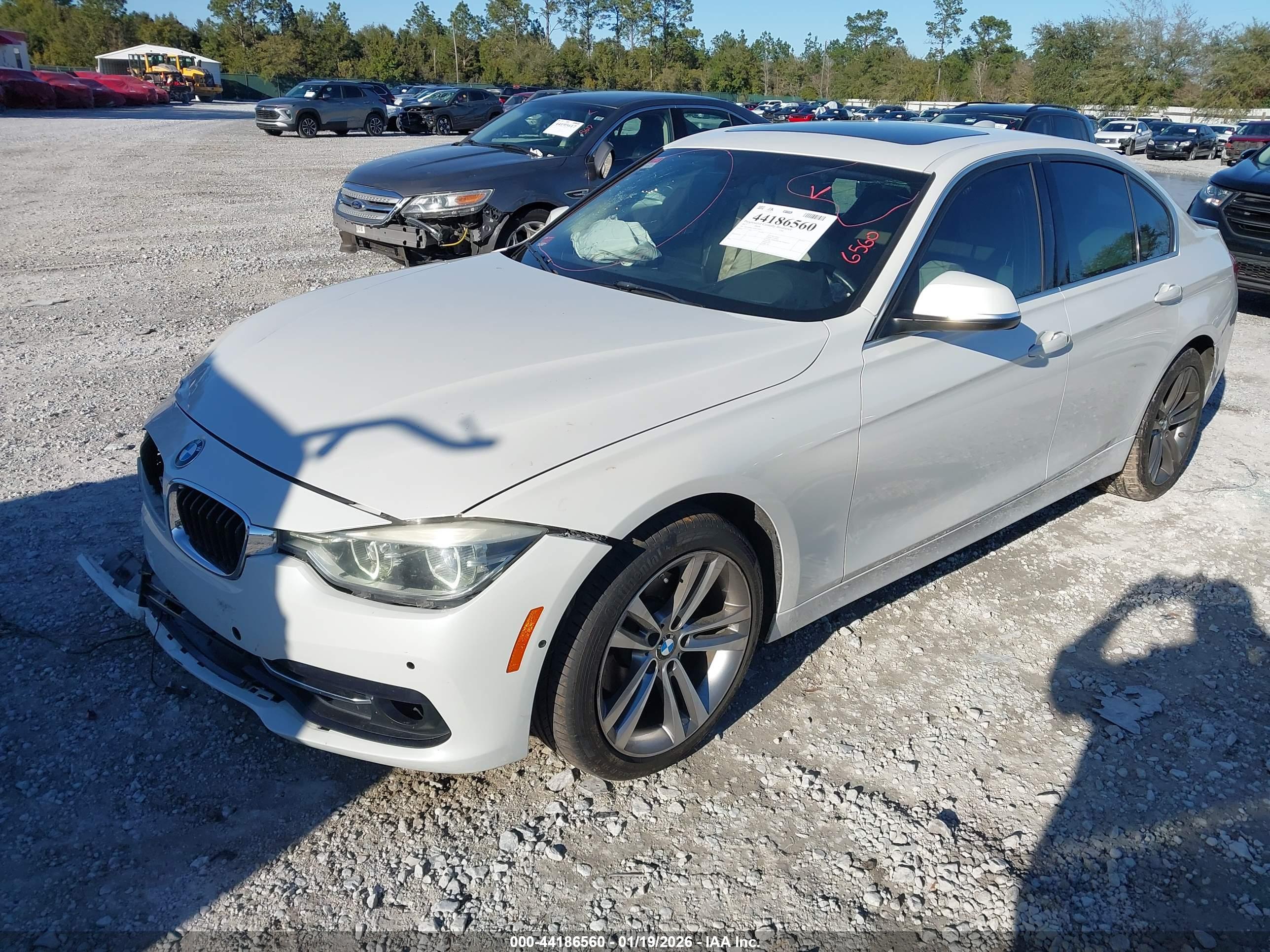 BMW 330I image 2