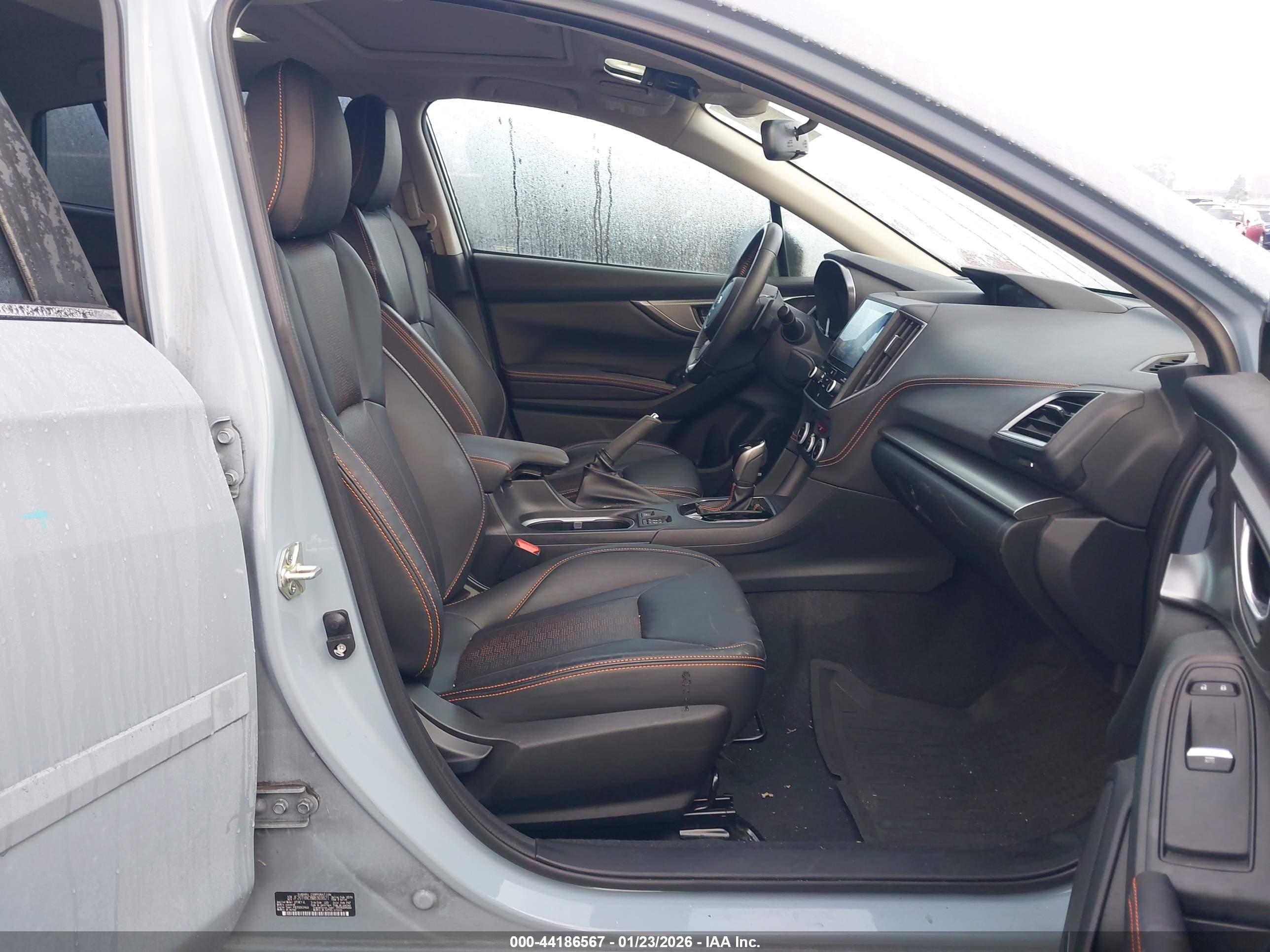 SUBARU CROSSTREK image 5
