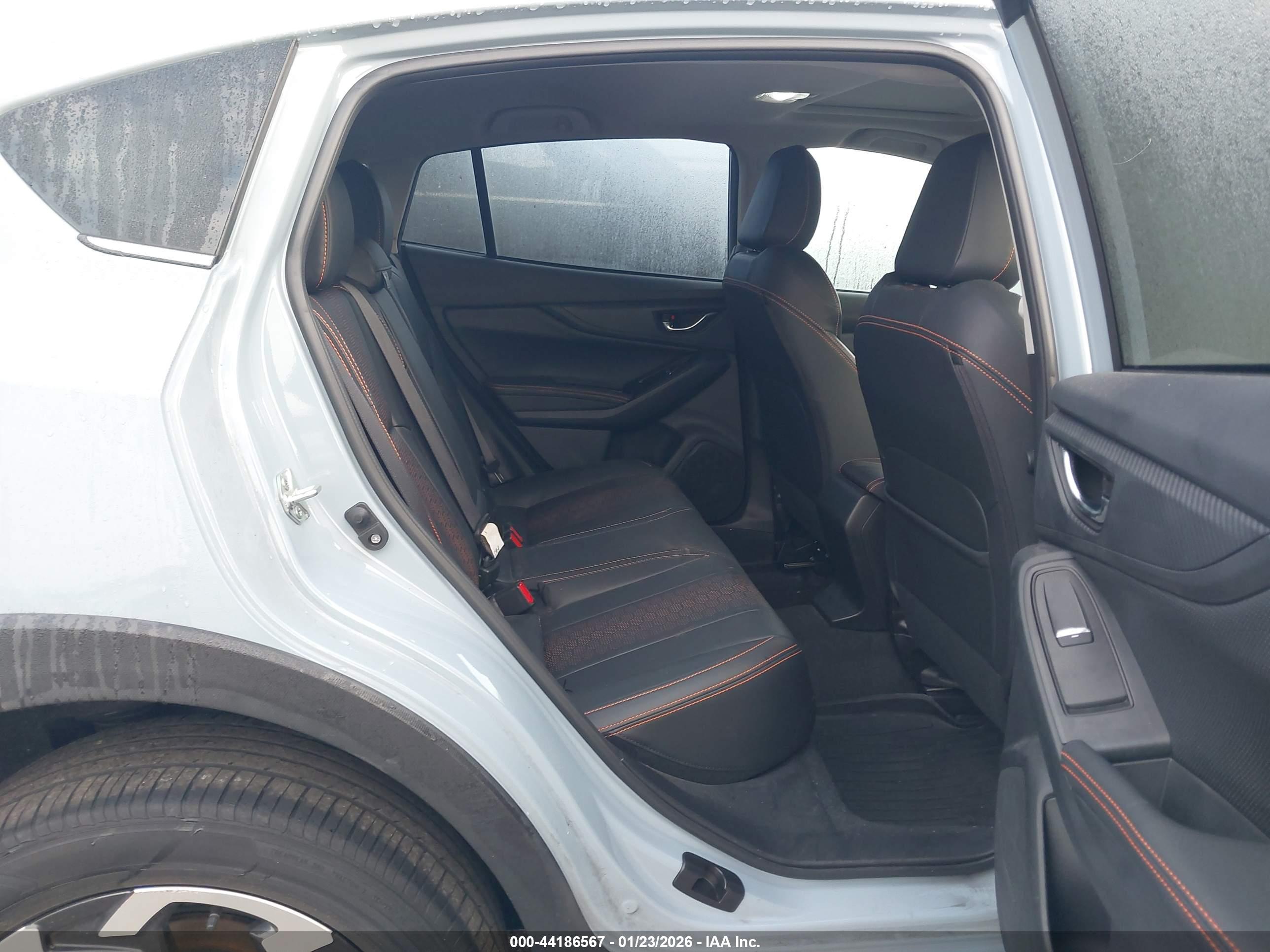 SUBARU CROSSTREK image 8