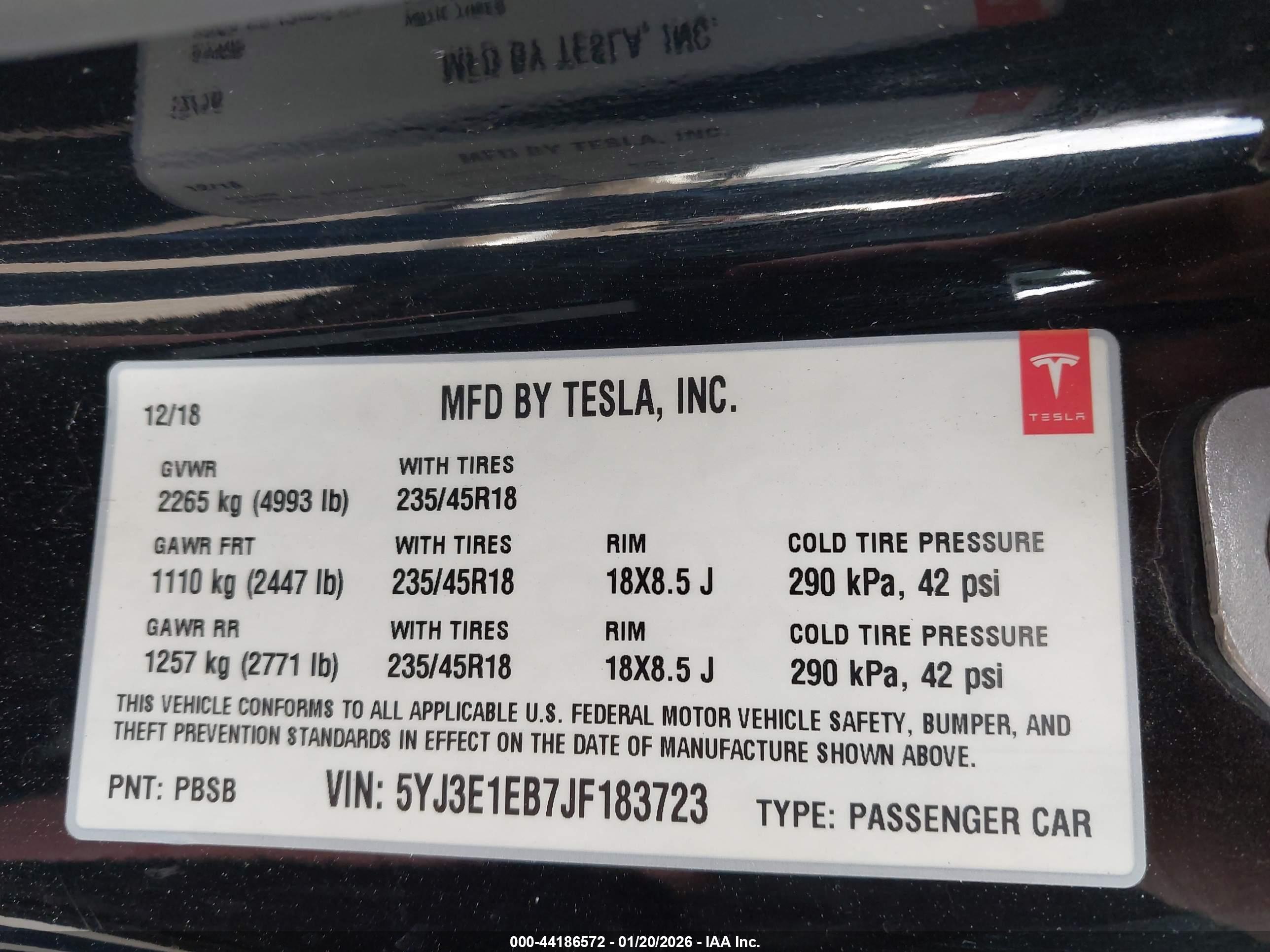 TESLA MODEL image 9