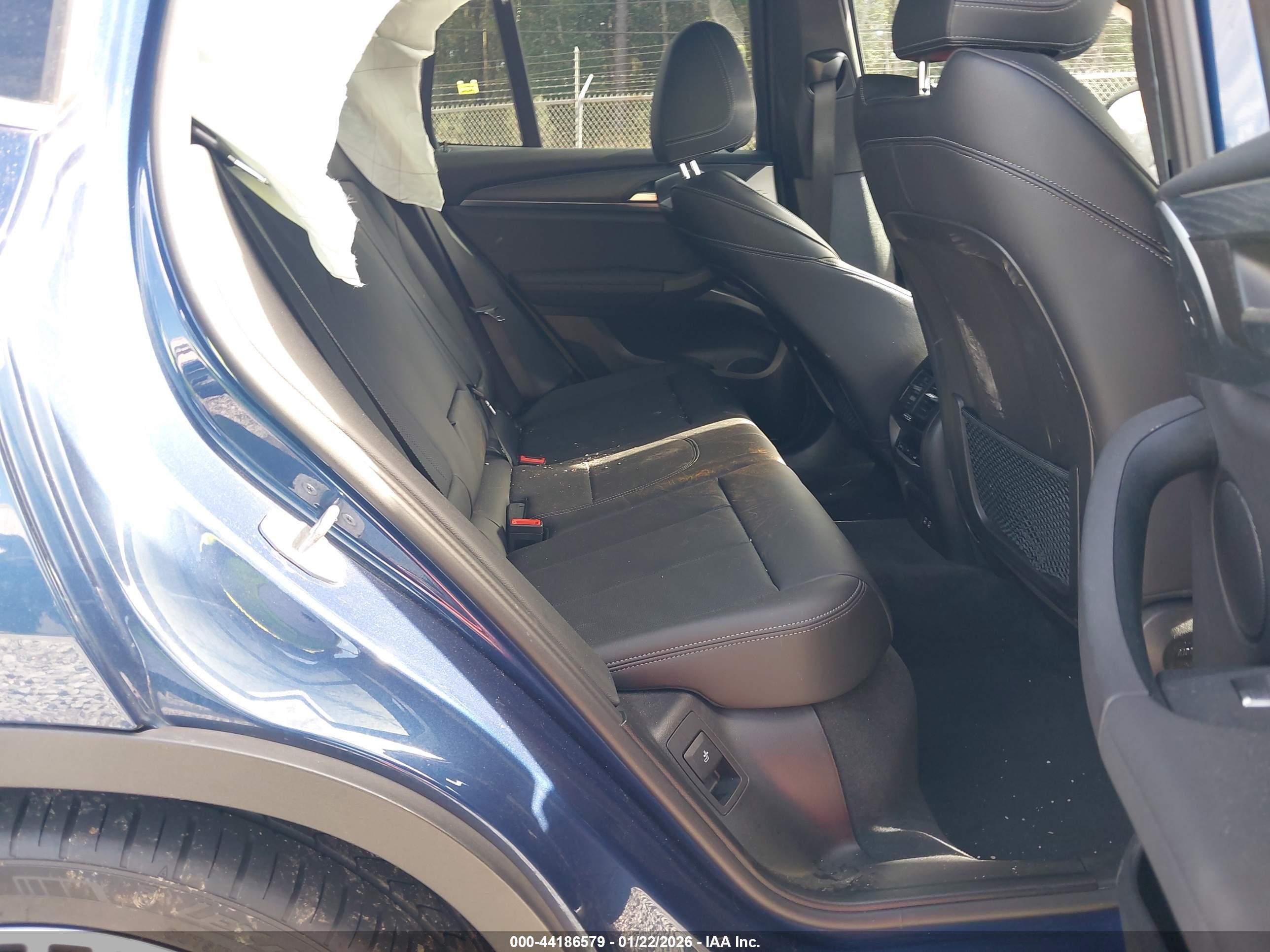 BMW X3 image 8