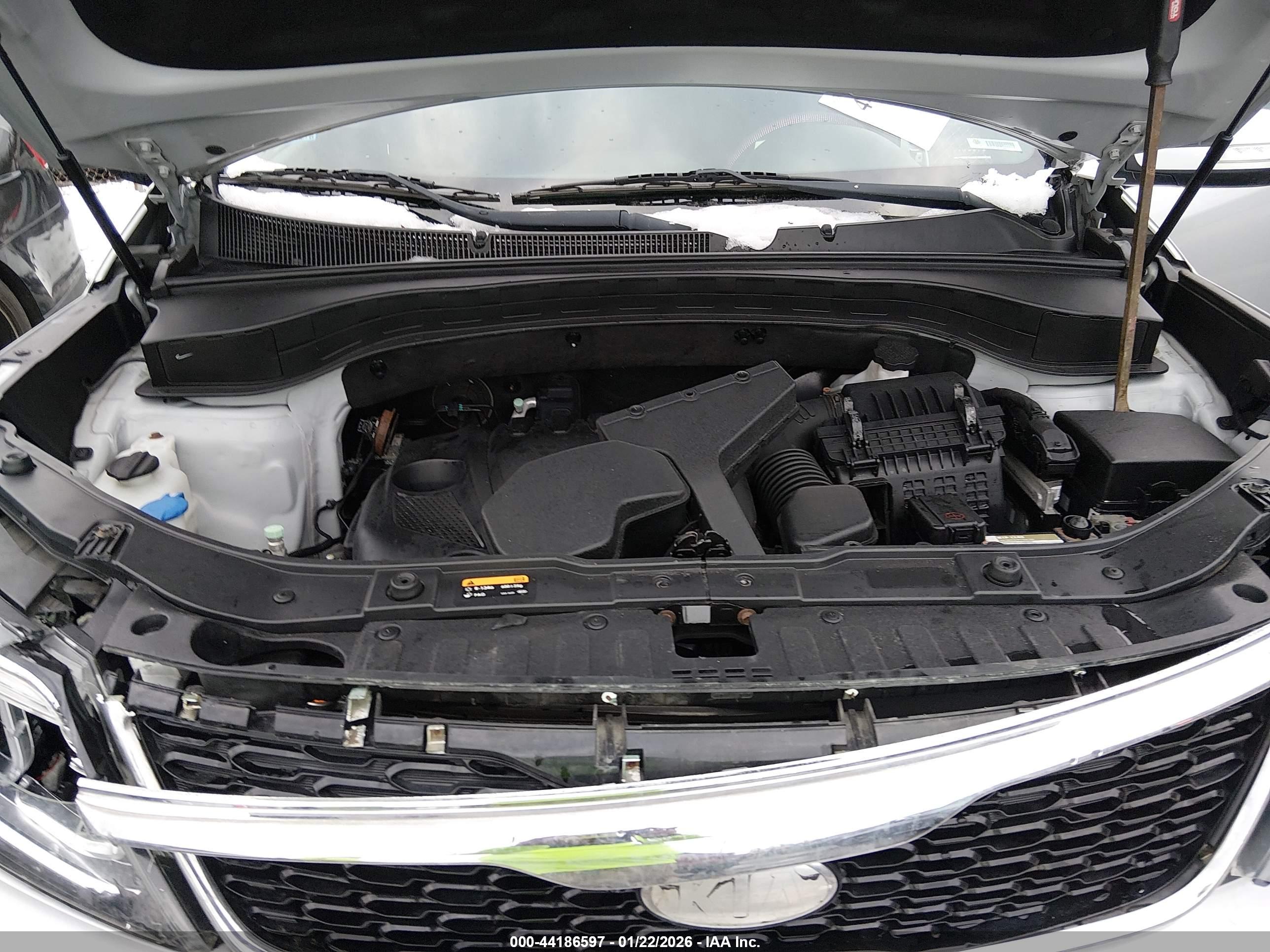 KIA SORENTO image 10