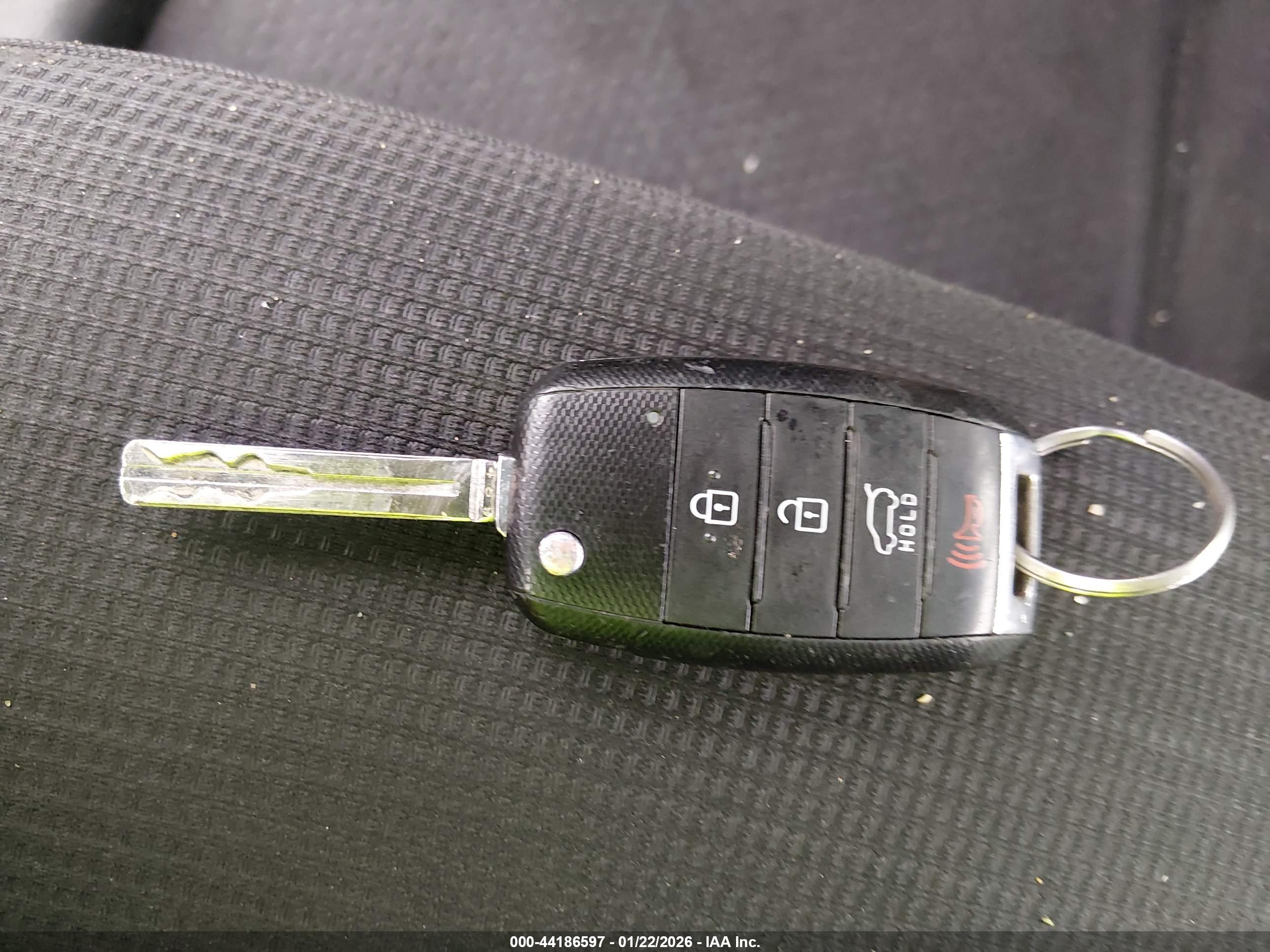 KIA SORENTO image 11