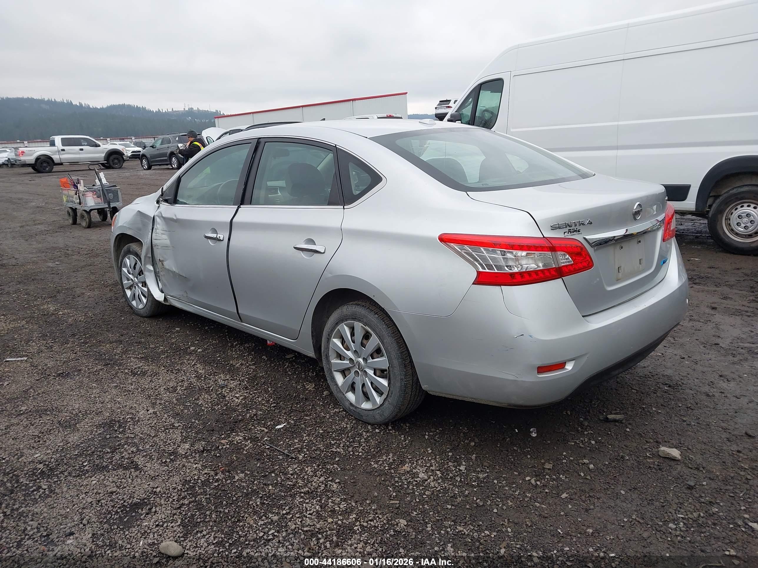NISSAN SENTRA image 3