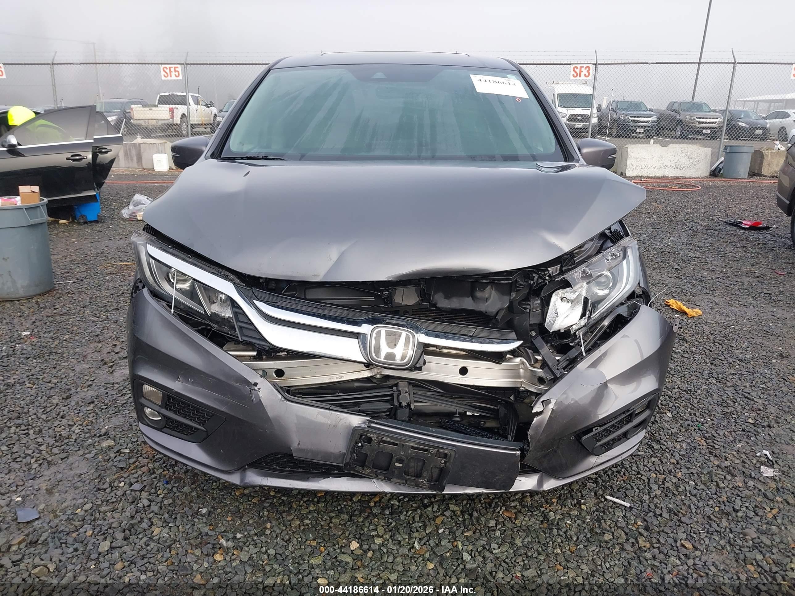 HONDA ODYSSEY image 6