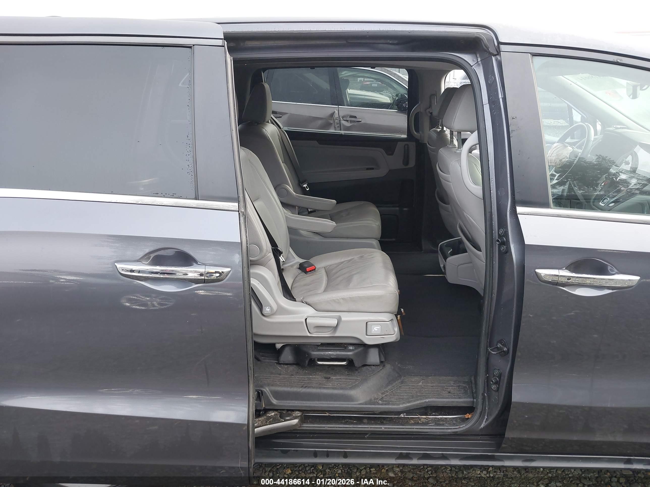 HONDA ODYSSEY image 8