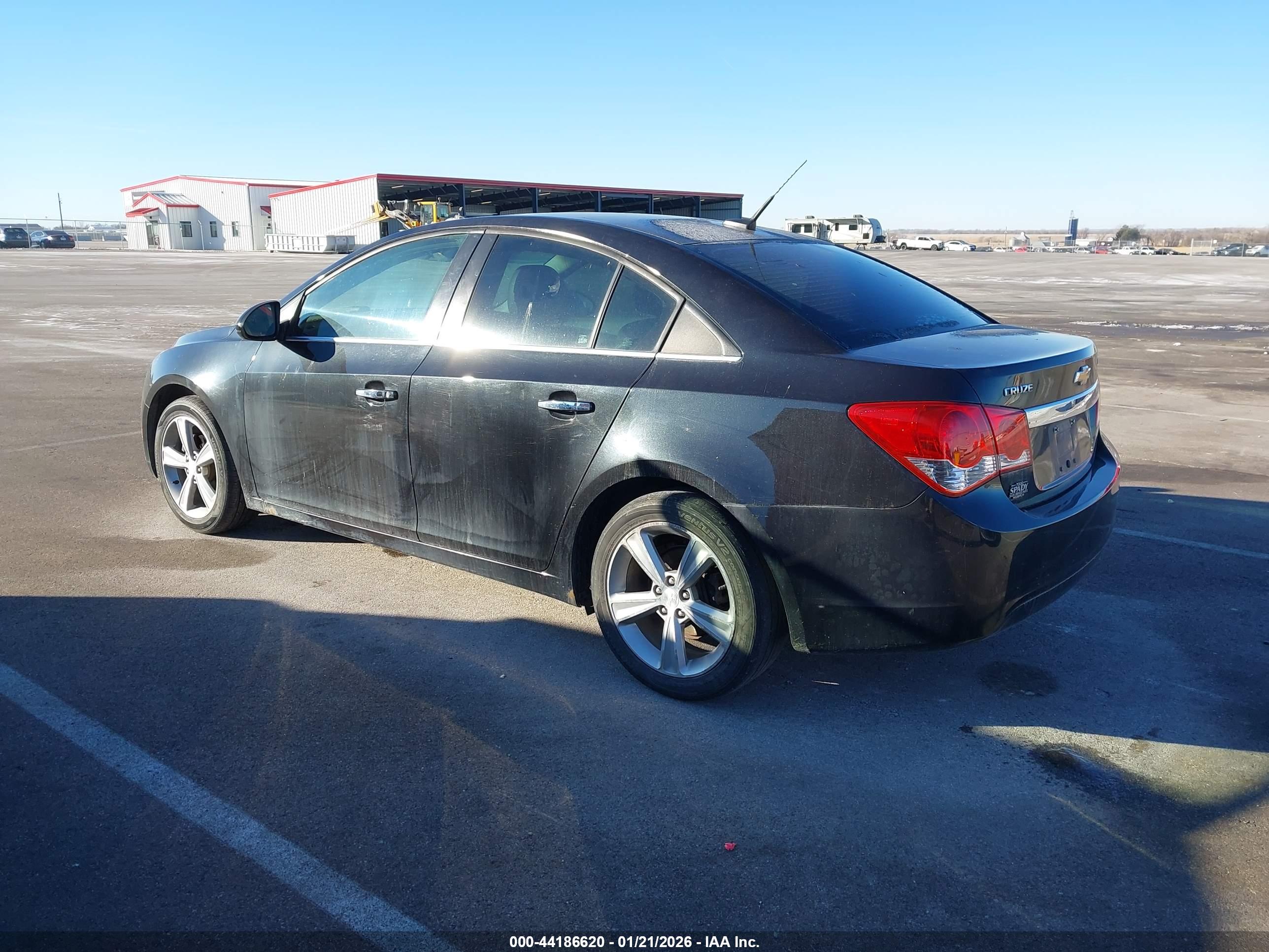 CHEVROLET CRUZE image 3