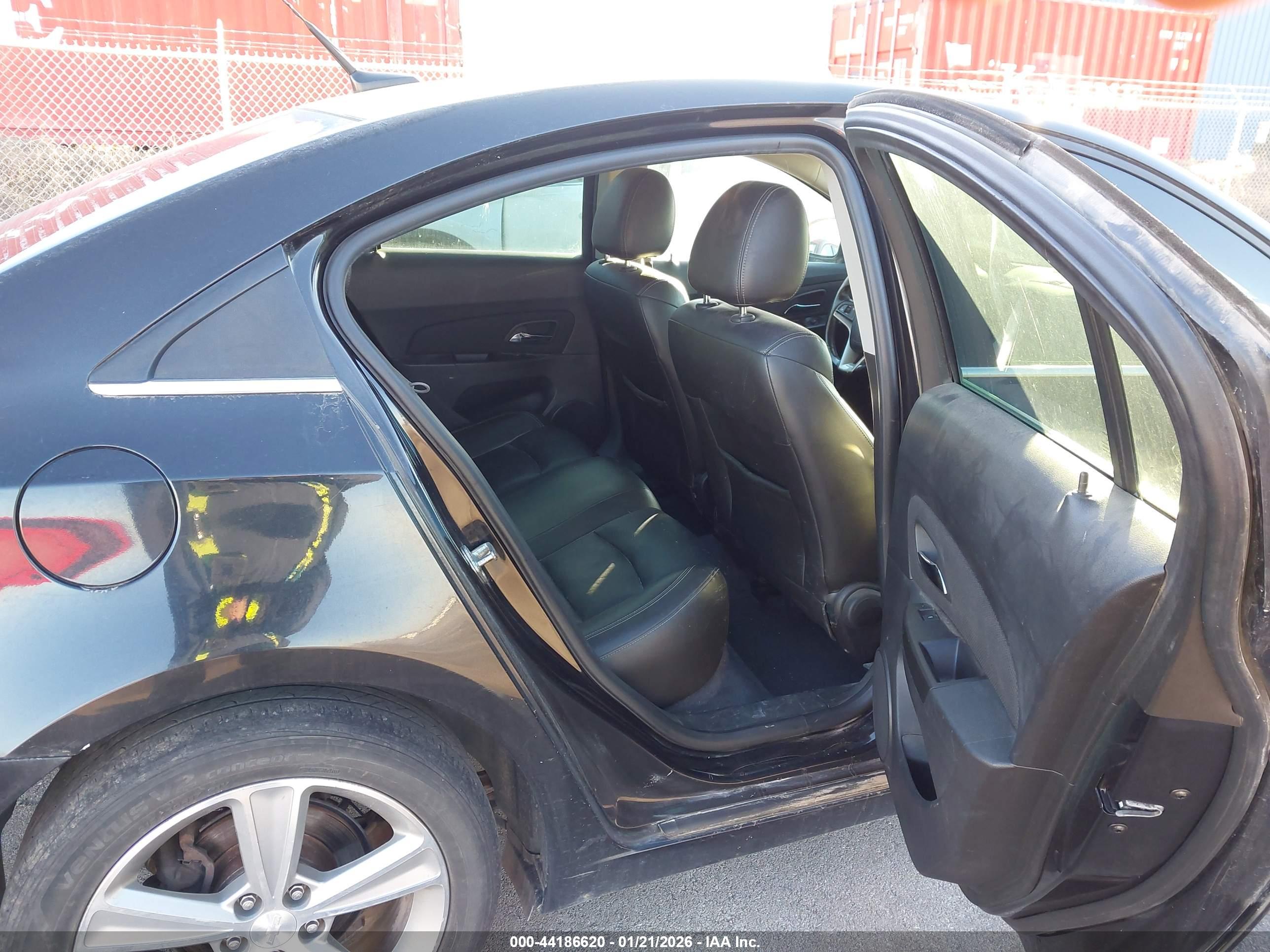 CHEVROLET CRUZE image 8