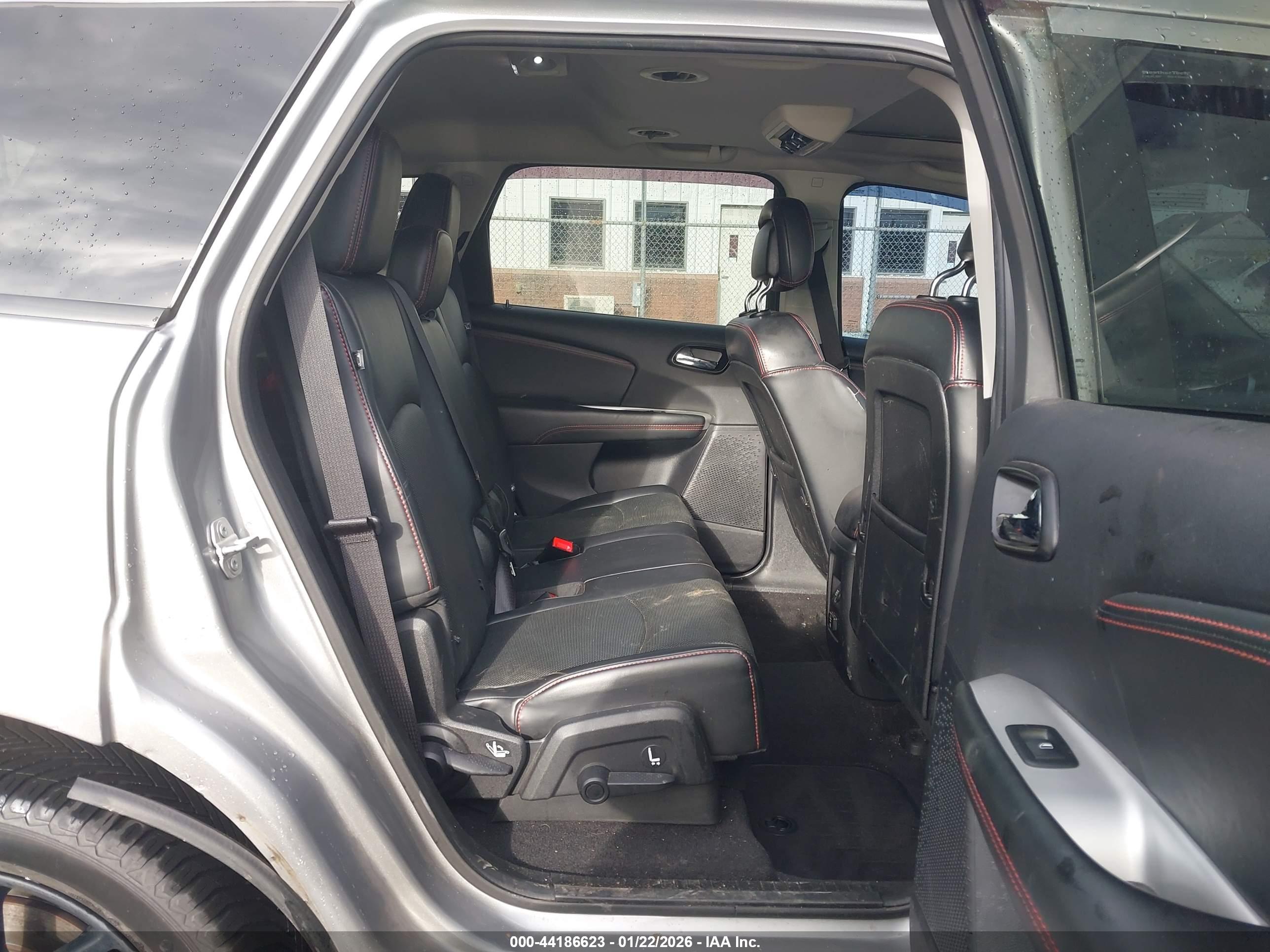 DODGE JOURNEY image 8
