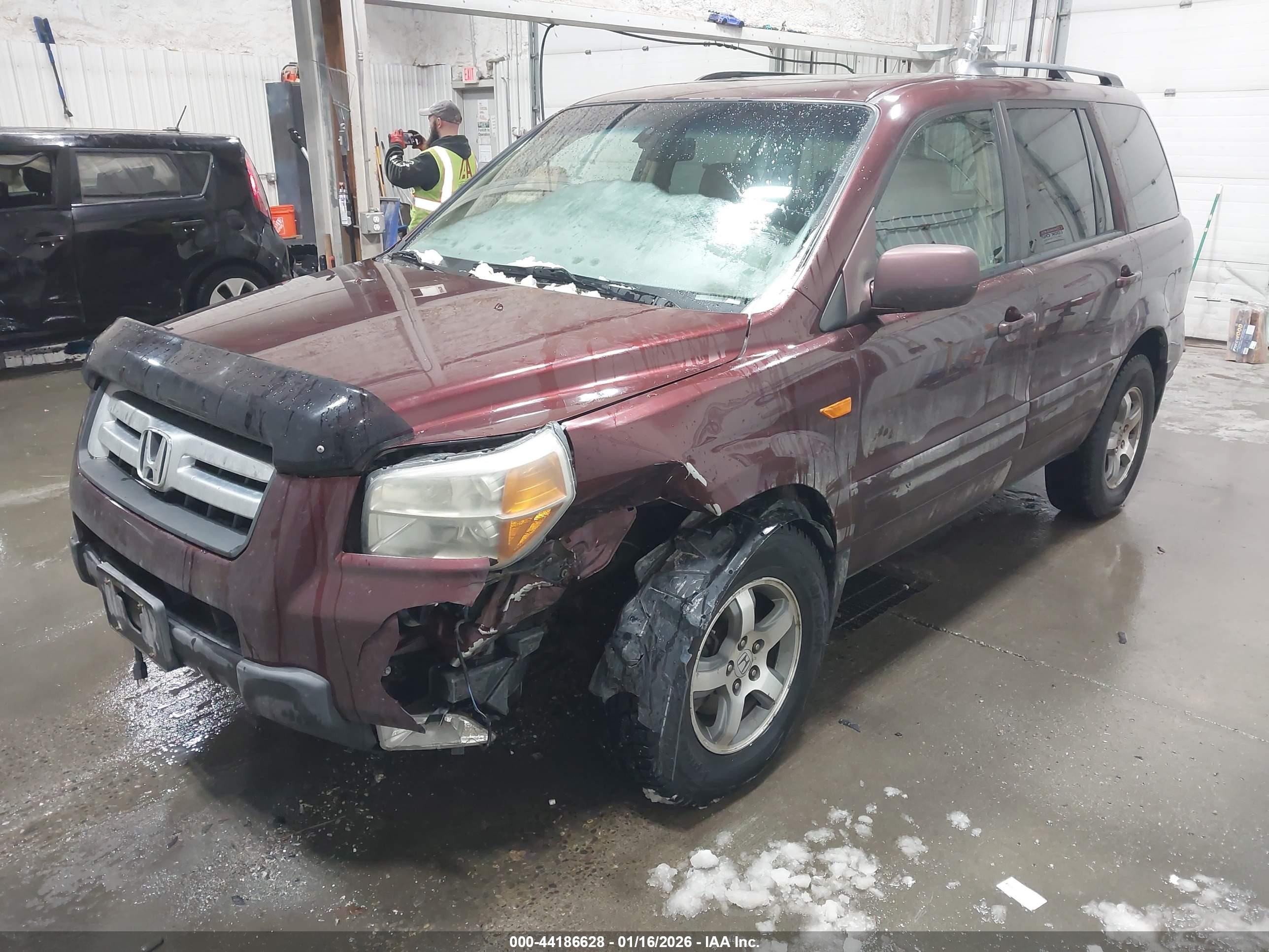 HONDA PILOT image 2