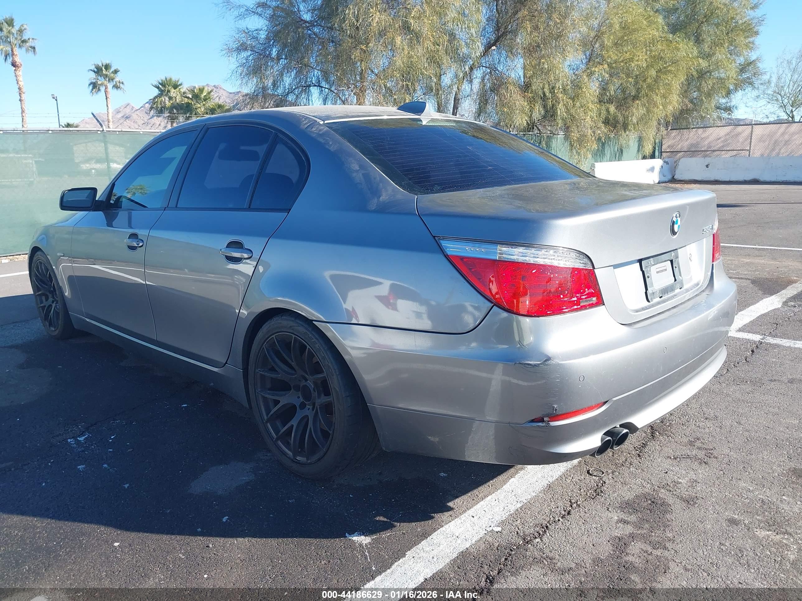 BMW 535I image 3