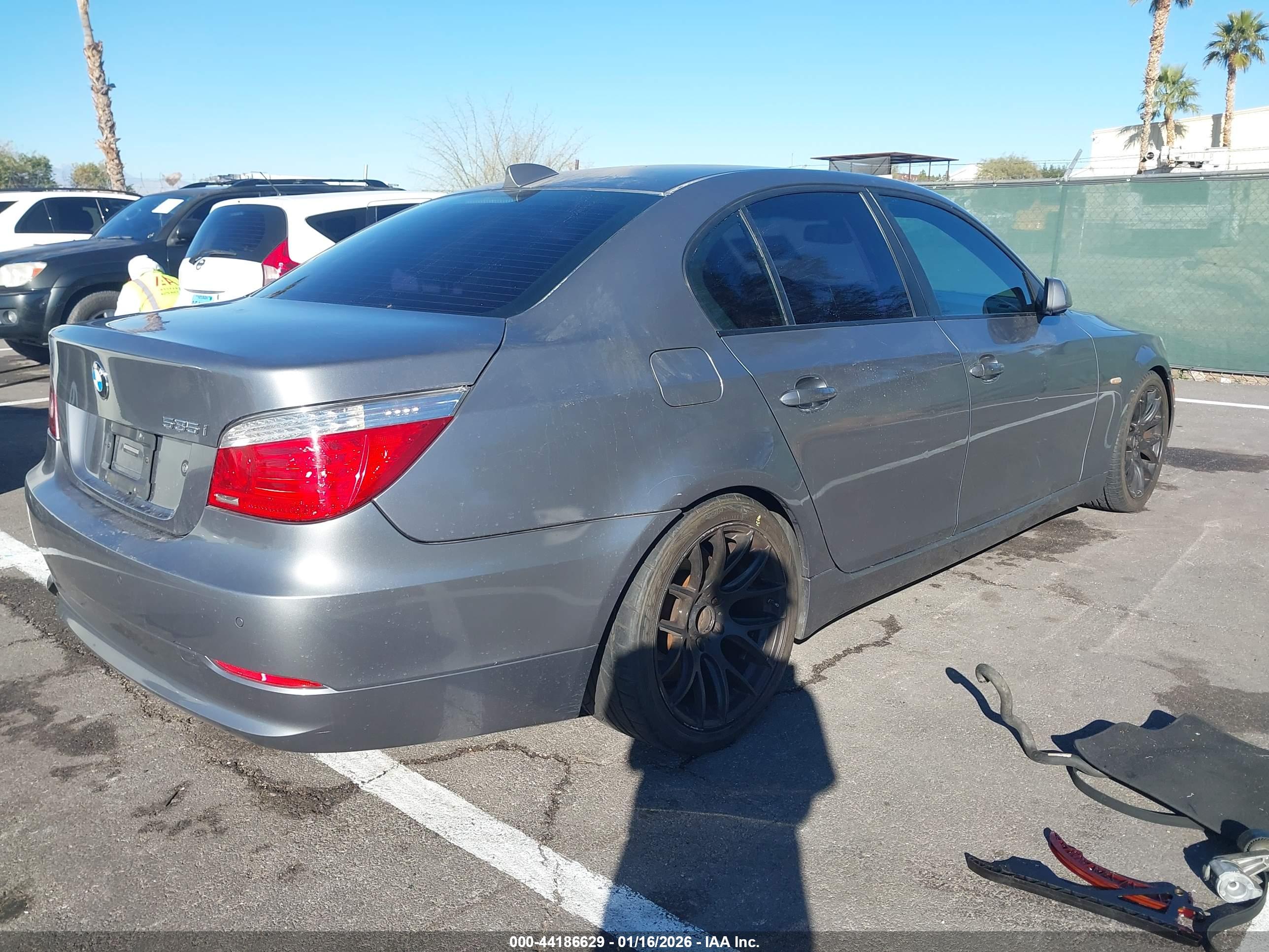 BMW 535I image 4