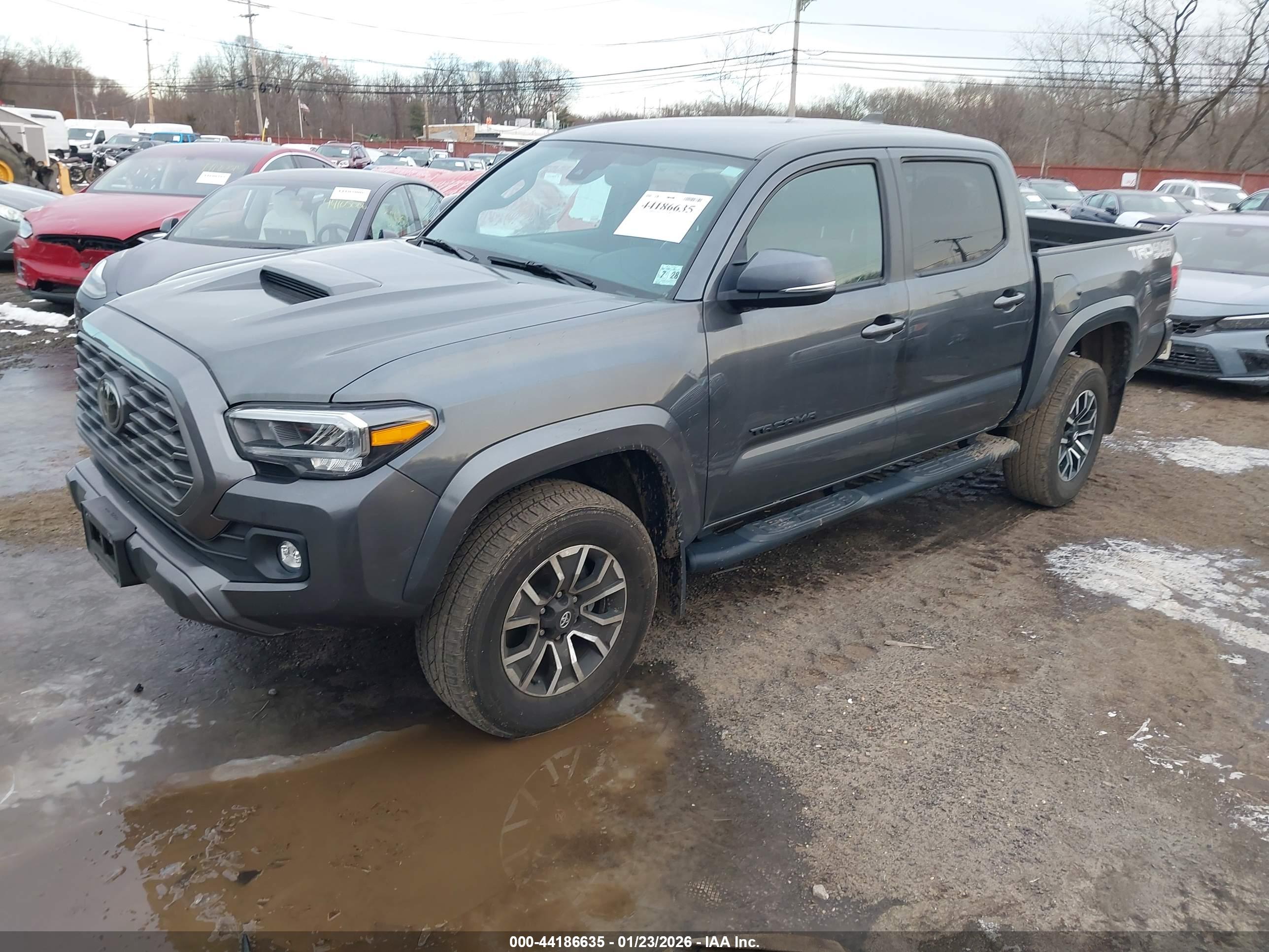 TOYOTA TACOMA image 2