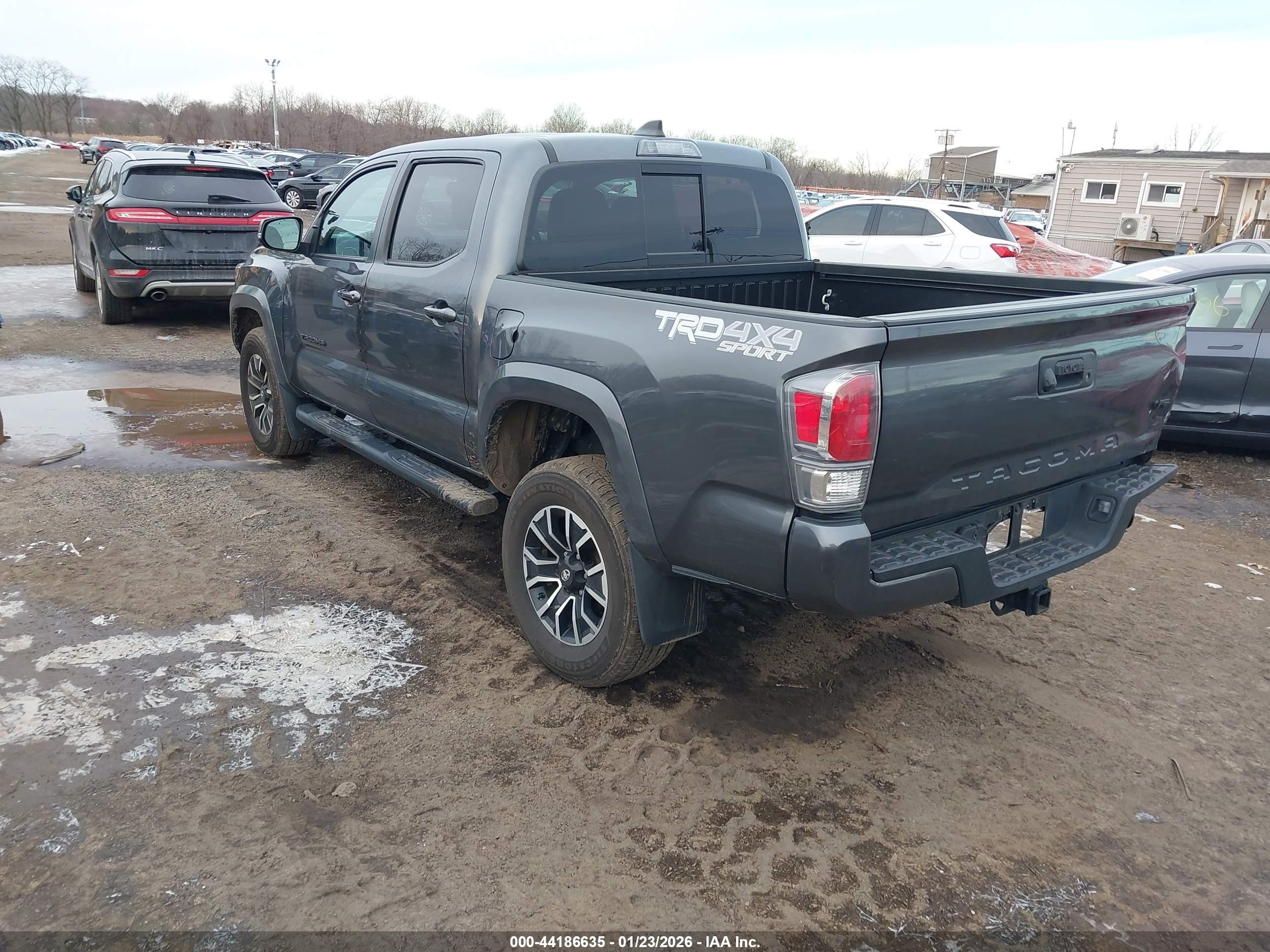 TOYOTA TACOMA image 3