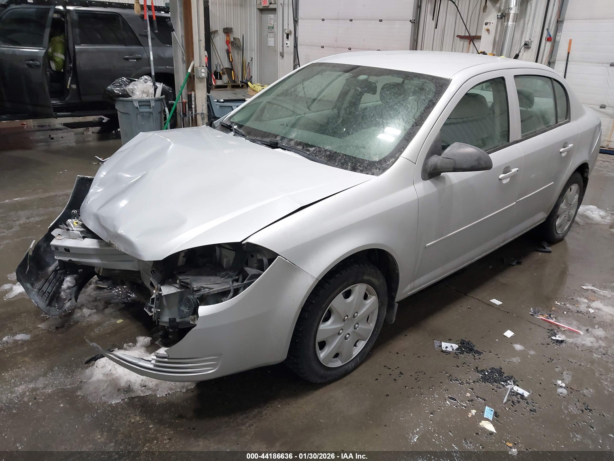 CHEVROLET COBALT image 2
