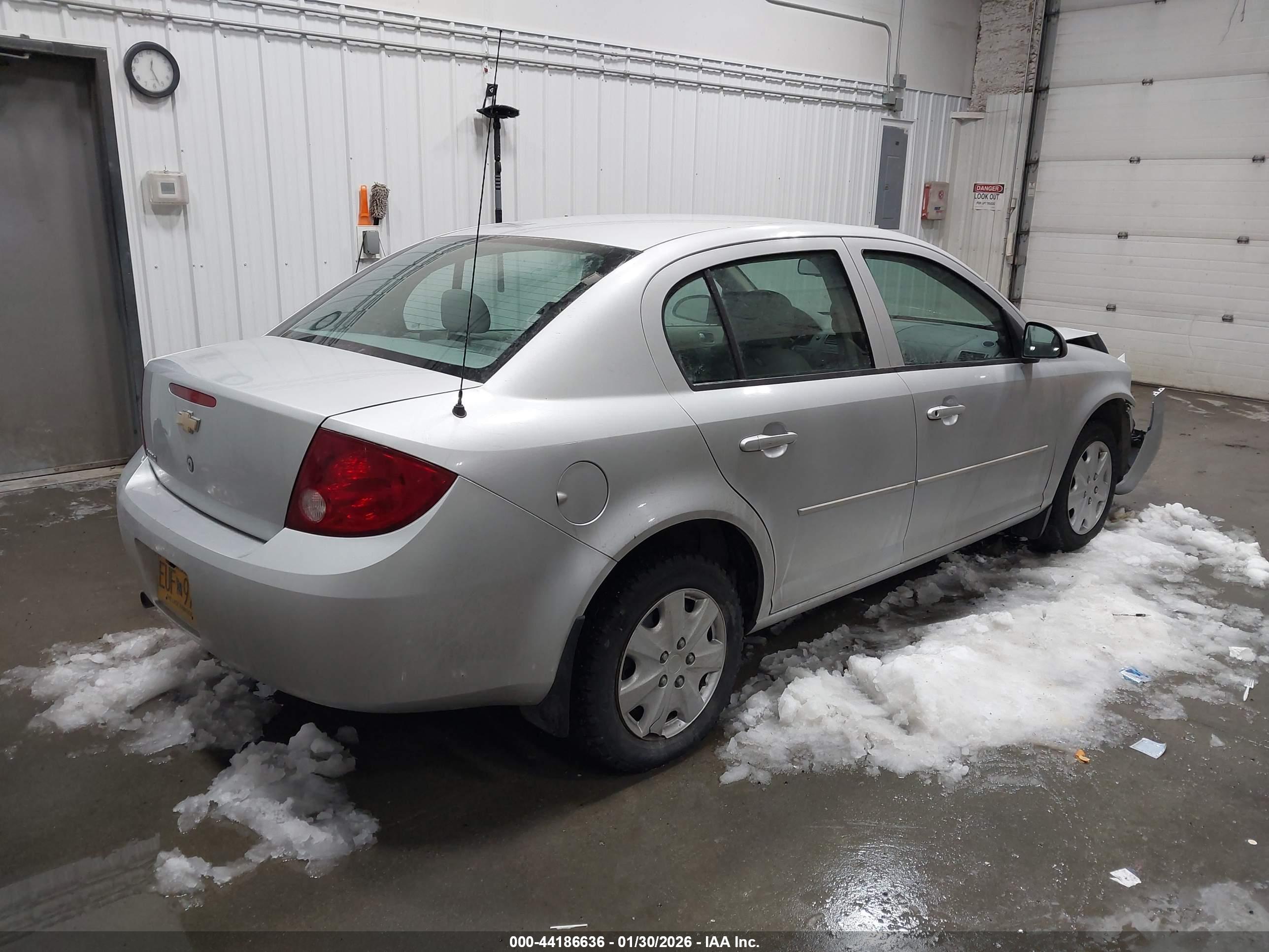 CHEVROLET COBALT image 4