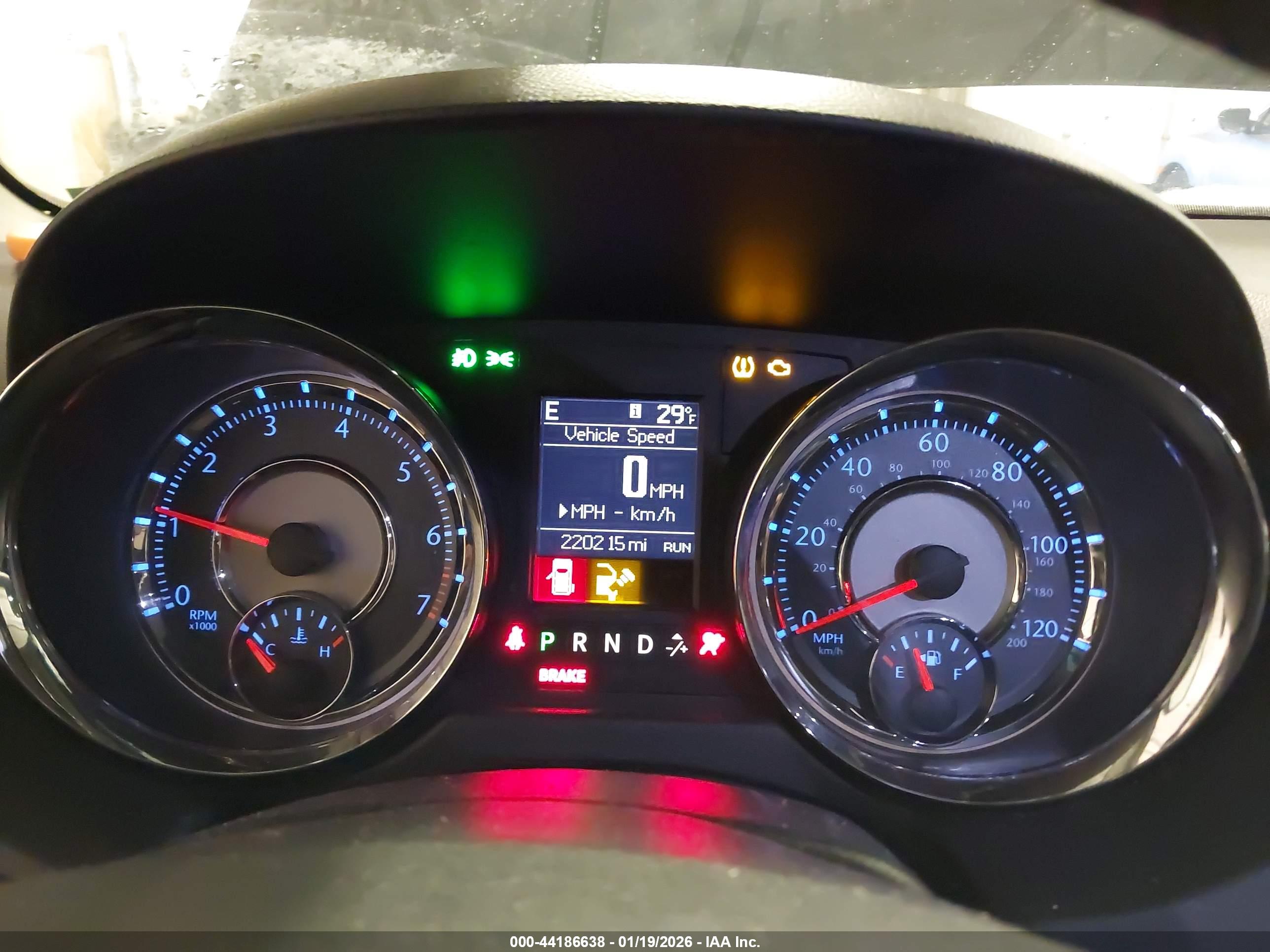 CHRYSLER TOWN image 7
