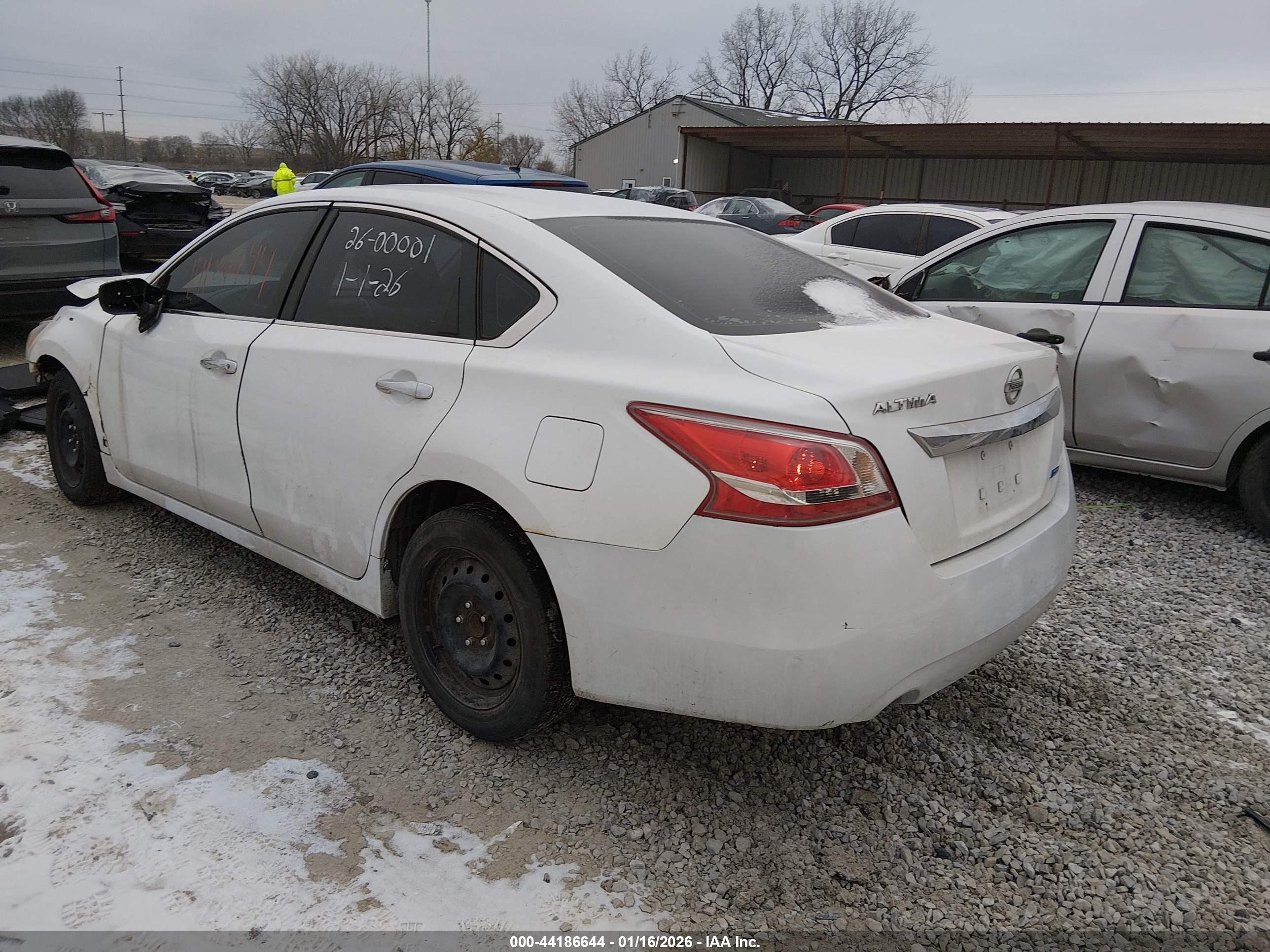 NISSAN ALTIMA image 3