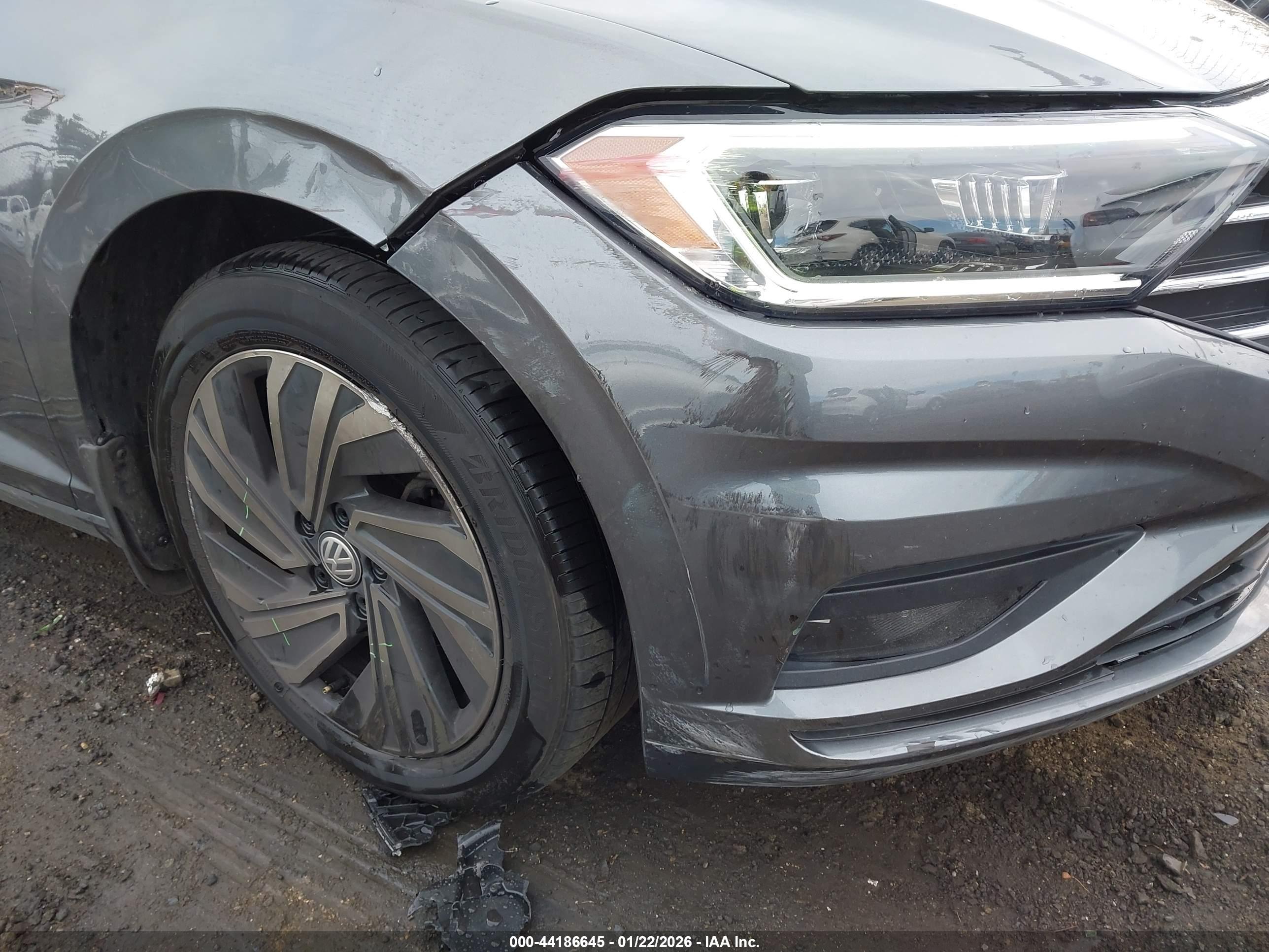 VOLKSWAGEN JETTA image 6