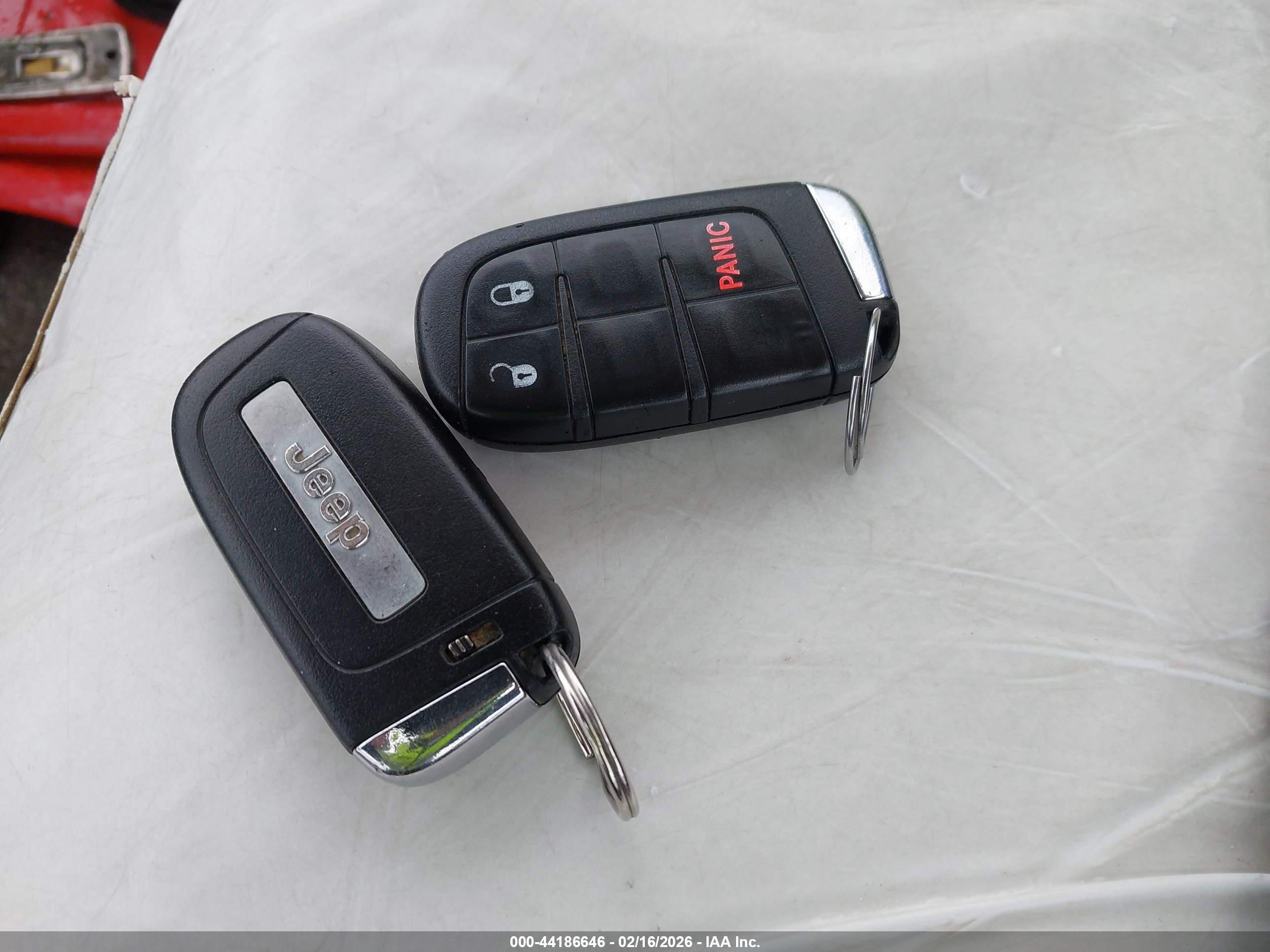 JEEP RENEGADE image 11