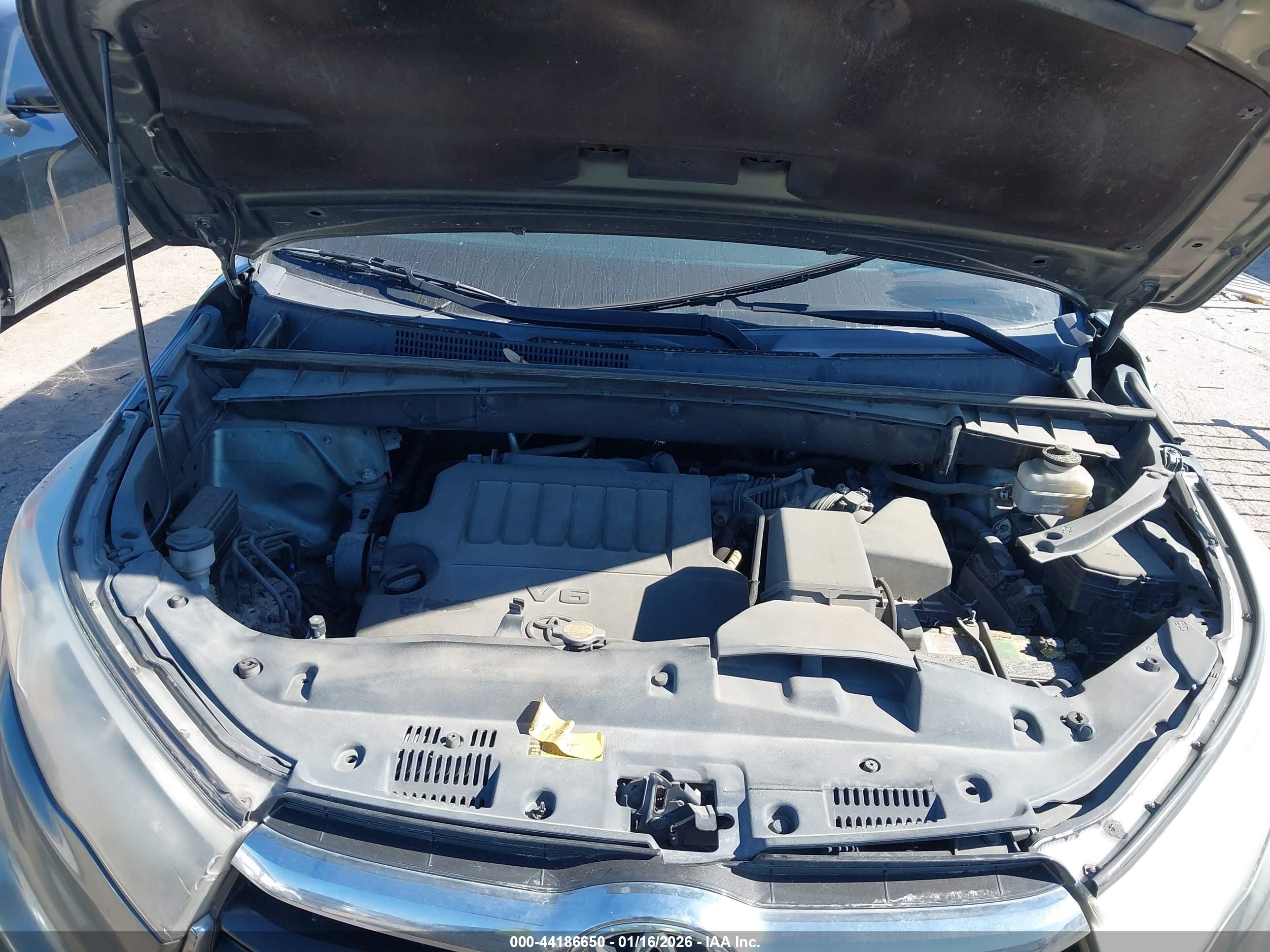 TOYOTA HIGHLANDER image 10