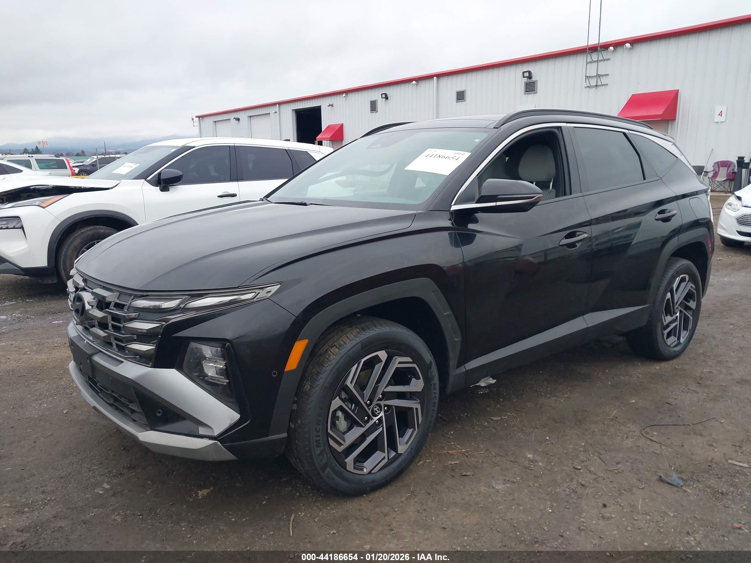 HYUNDAI TUCSON image 2