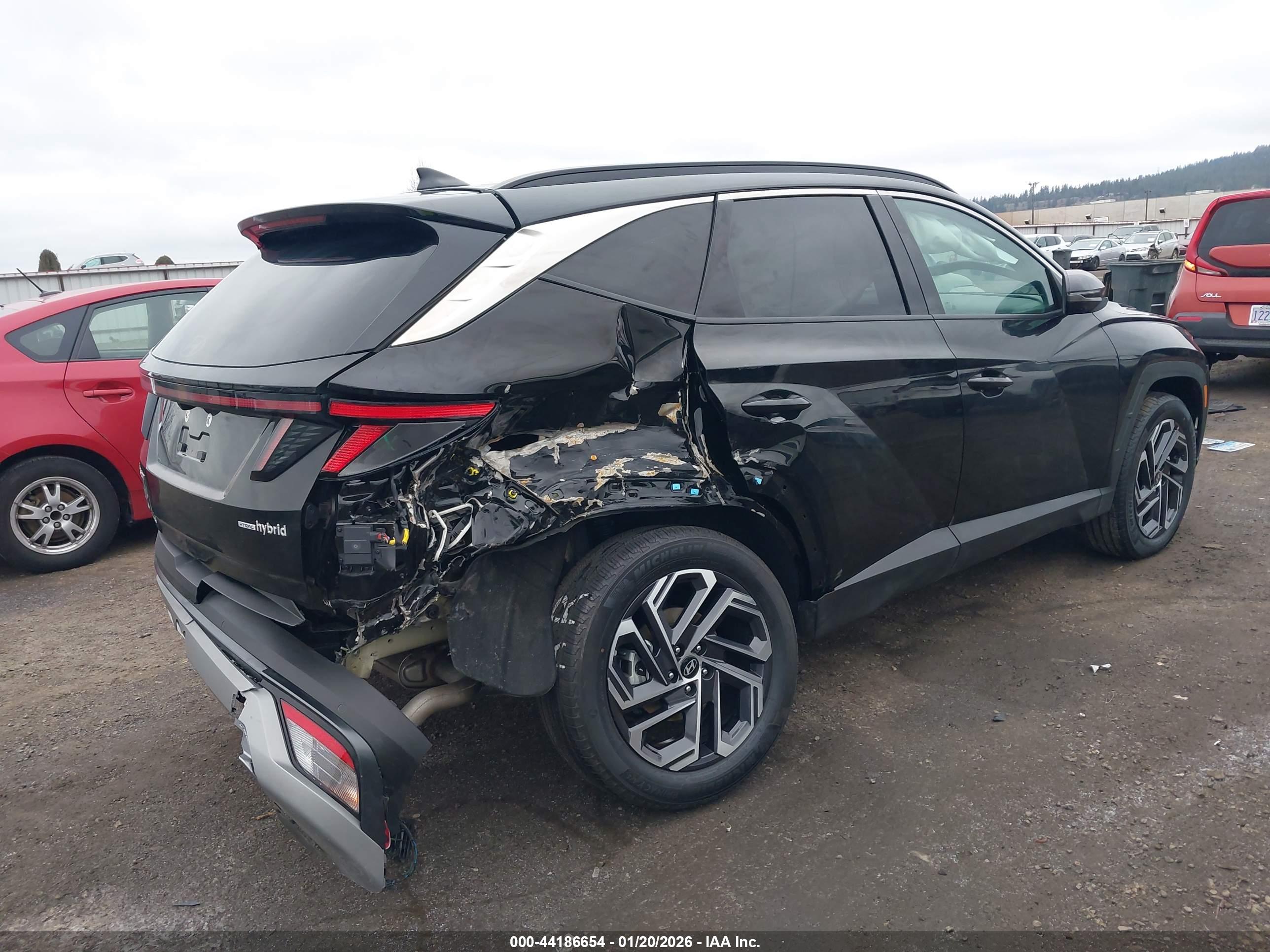 HYUNDAI TUCSON image 4