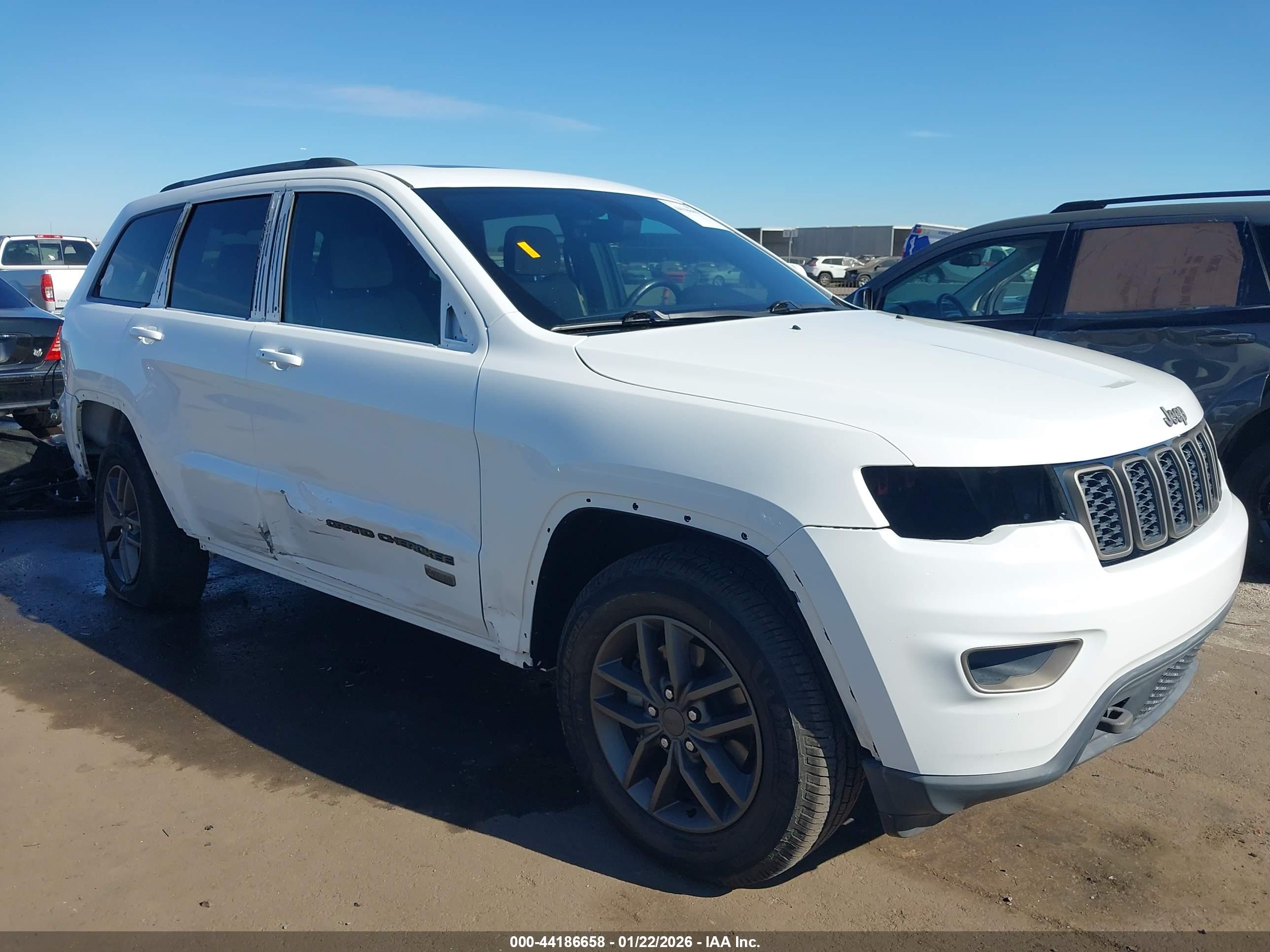 JEEP GRAND image 6
