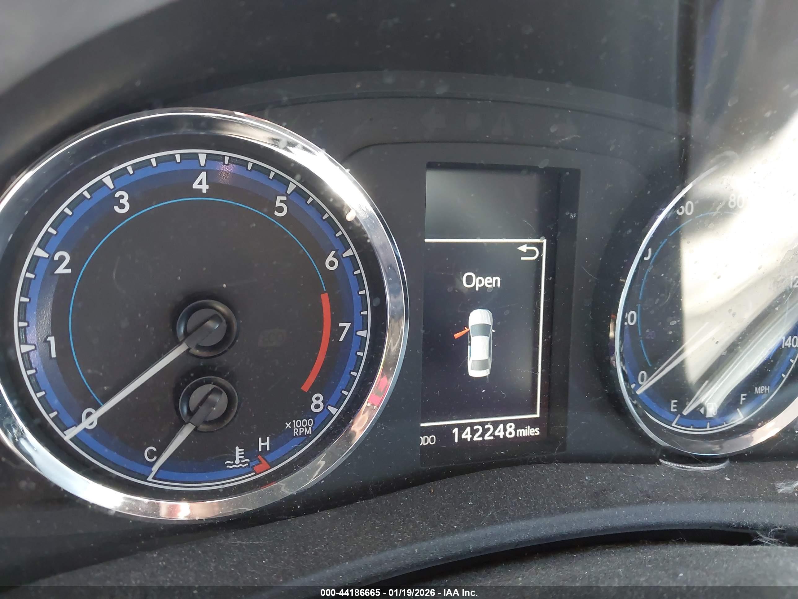 TOYOTA COROLLA image 7
