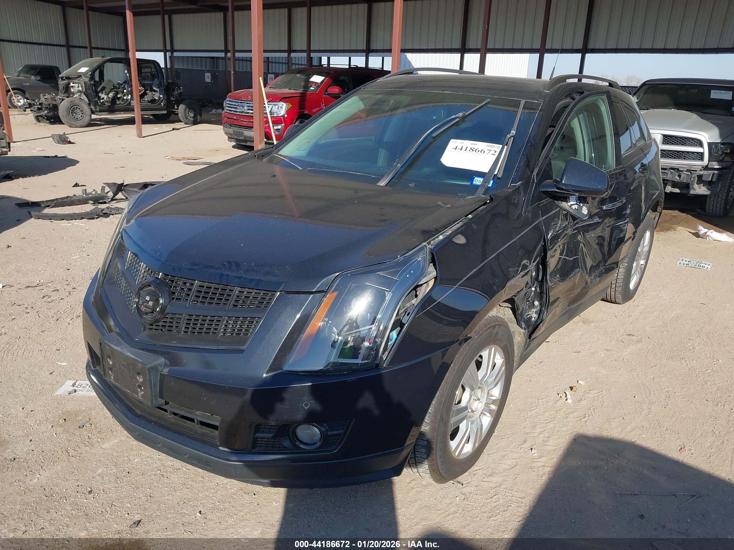 CADILLAC SRX image 2