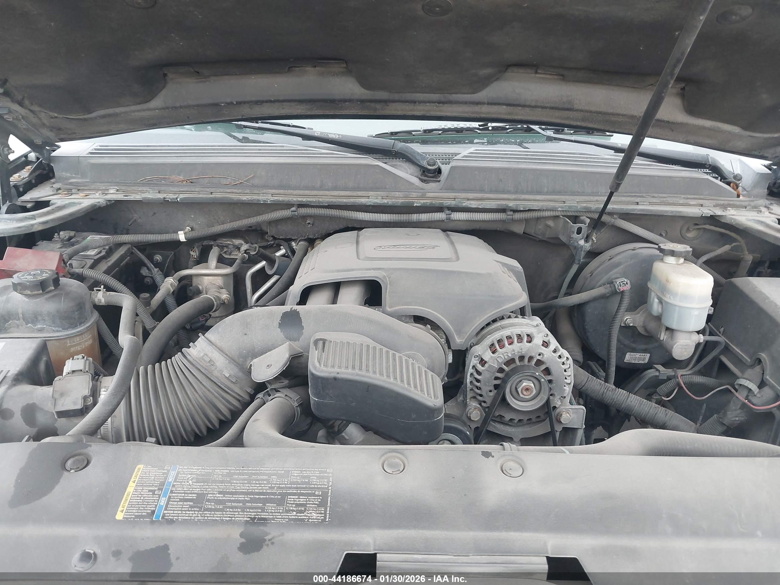 CHEVROLET TAHOE image 10