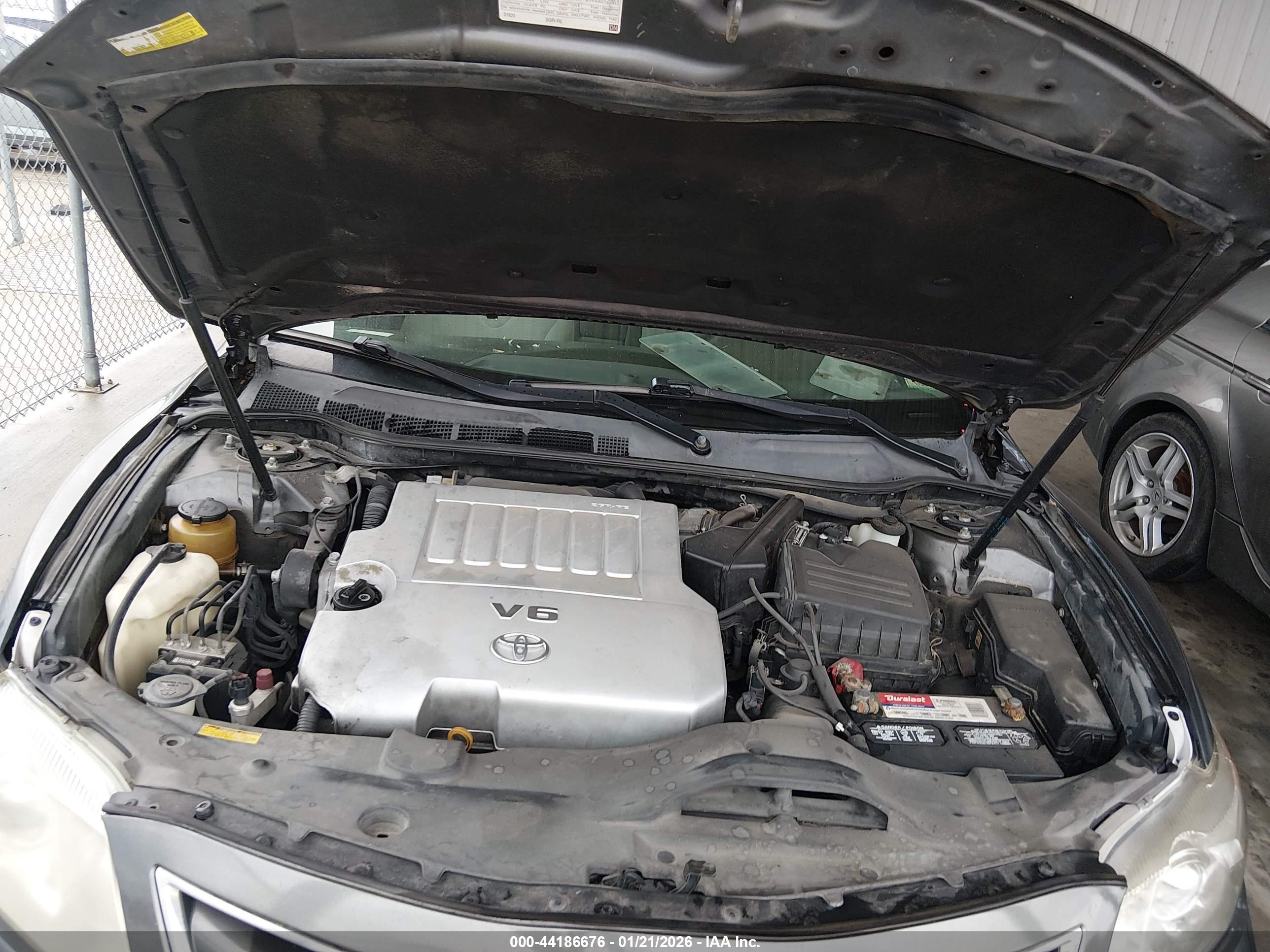 TOYOTA CAMRY image 10