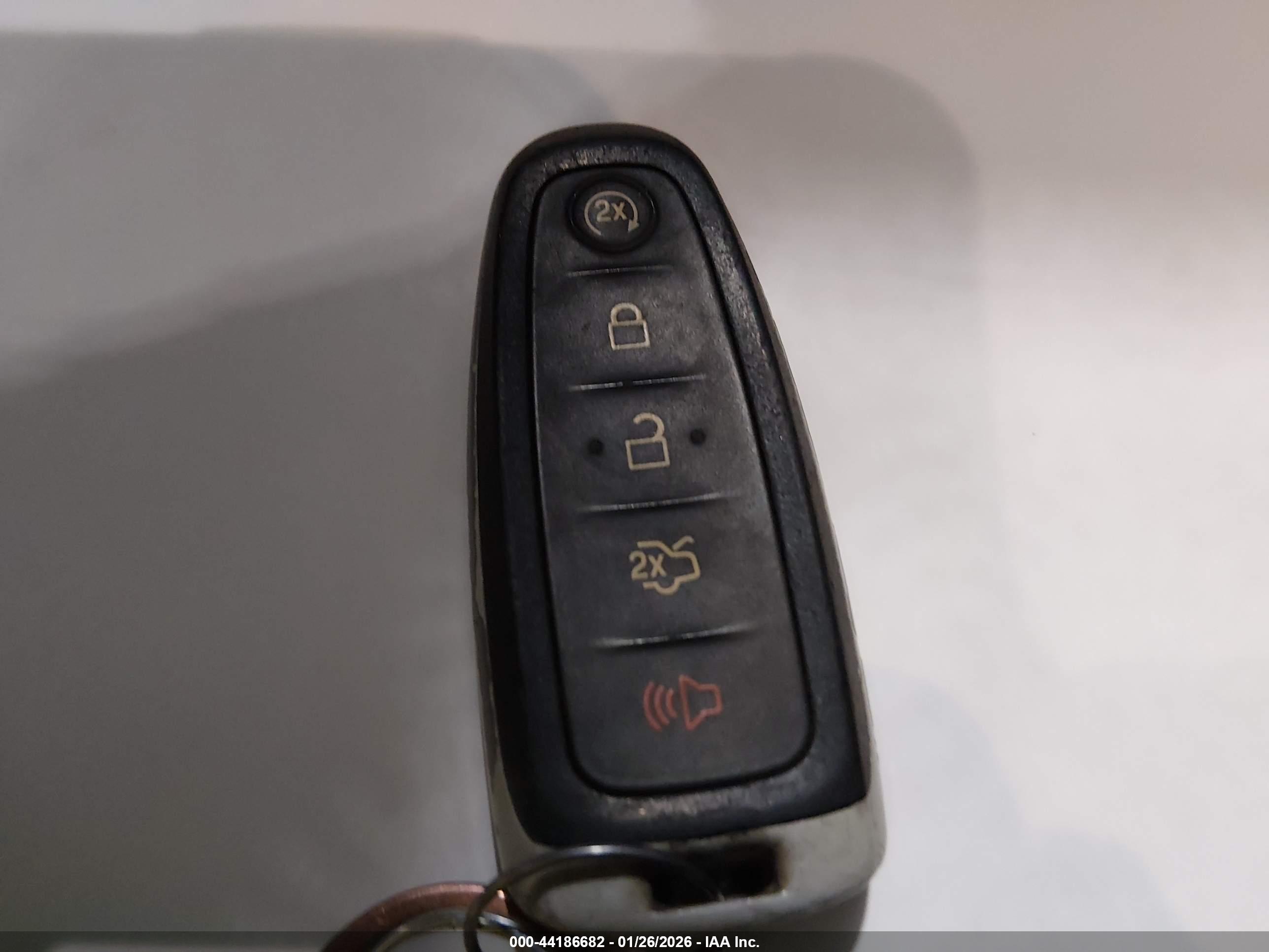 FORD ESCAPE image 11