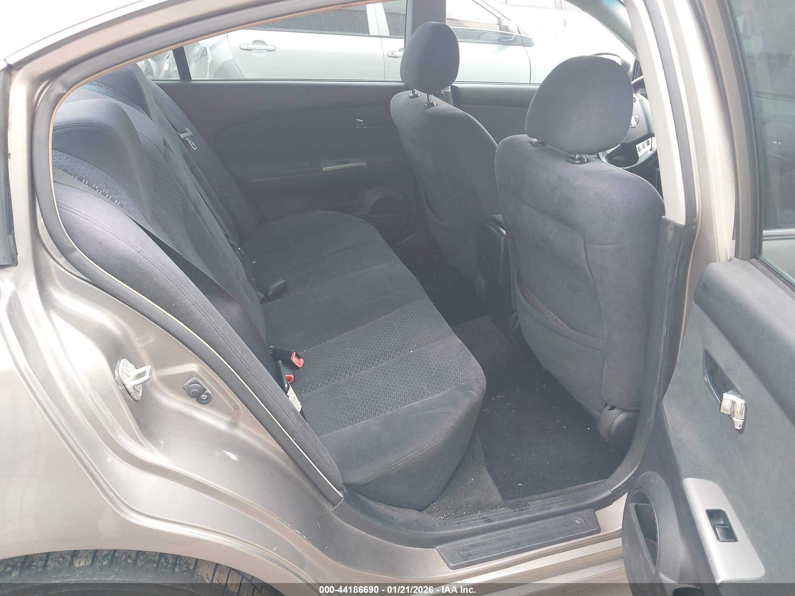 NISSAN ALTIMA image 8
