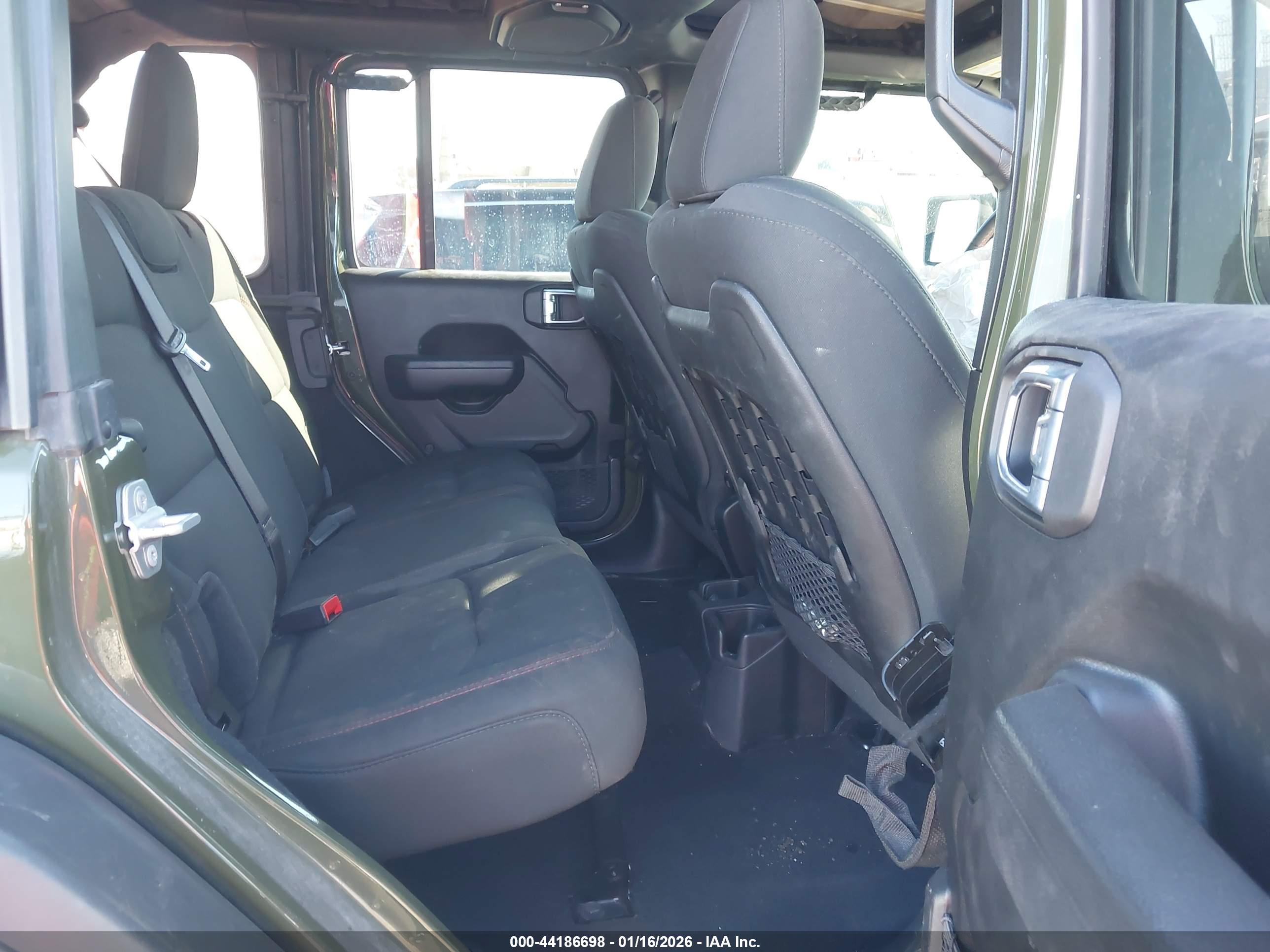 JEEP WRANGLER image 8